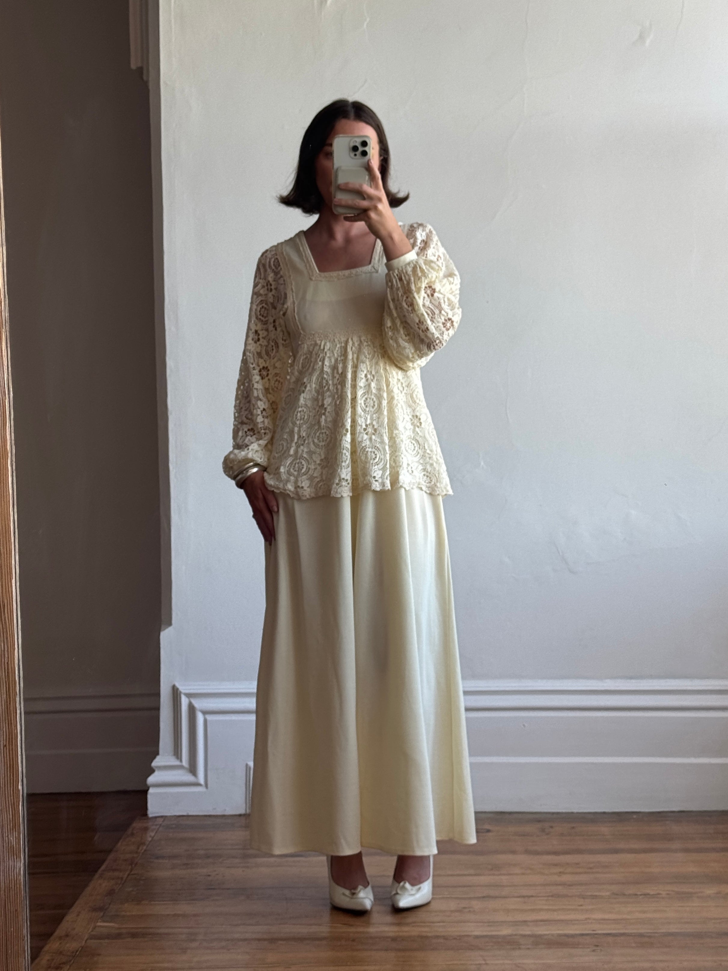 Vintage 70s Tiered Lace Tunic Wedding Dress Creme