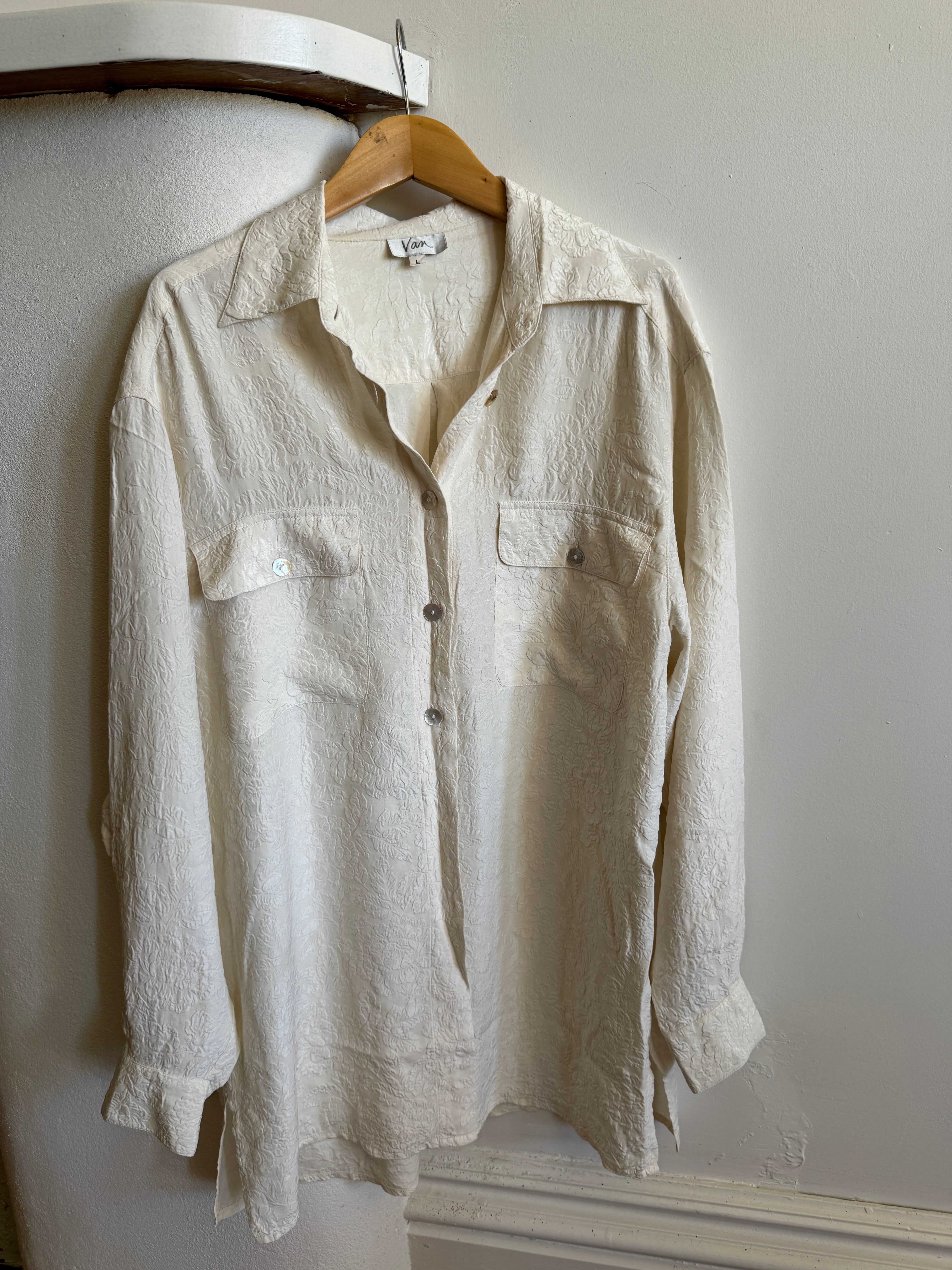 Vintage 100% Silk Jacquard Button Up Shirt Creme
