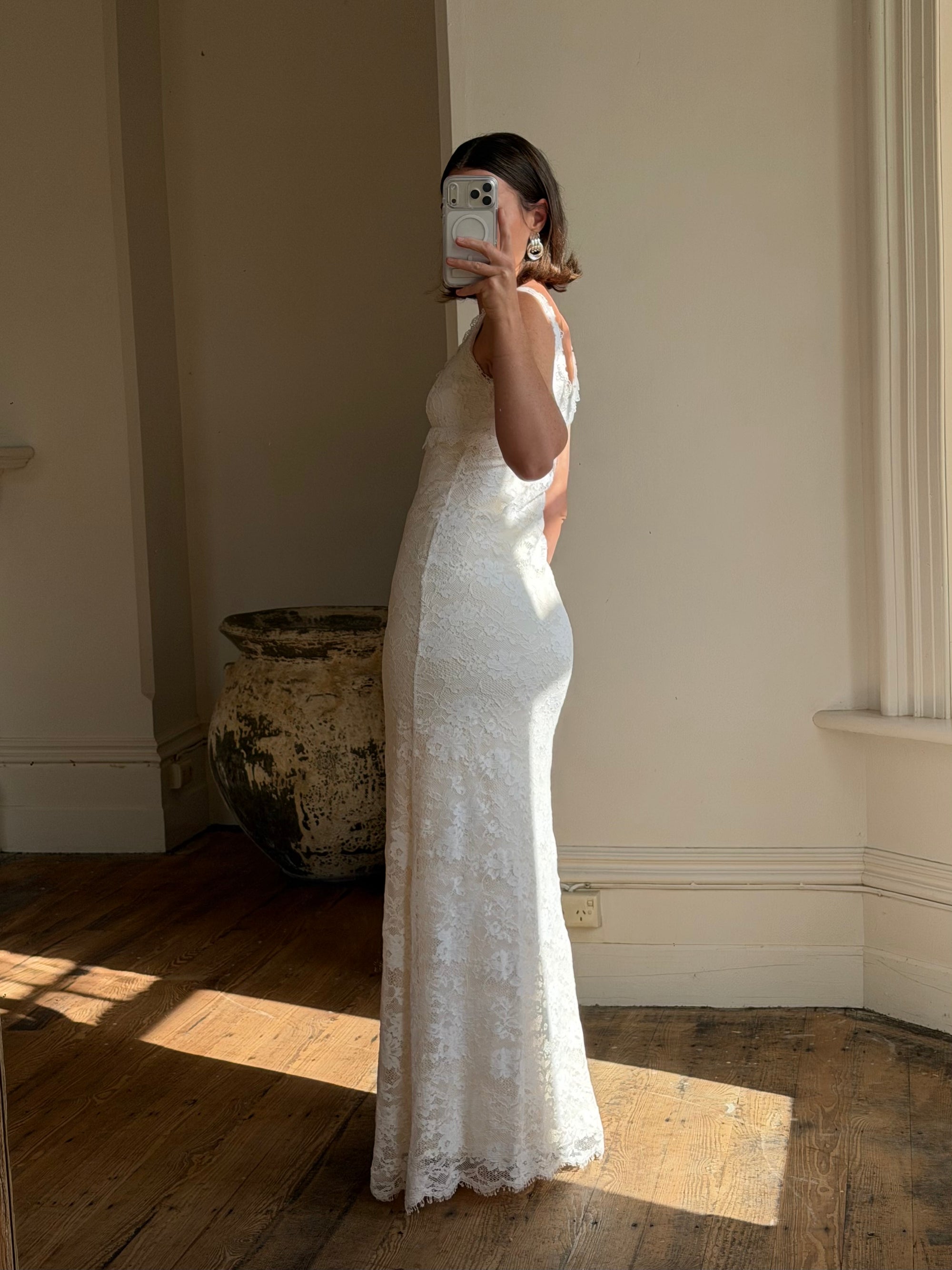 Vintage Y2K Collette Dinnigan Lace Wedding Dress Call Me The Breeze Vintage Y2K Collette Dinnigan Lace Wedding Dress Call Me The Breeze
