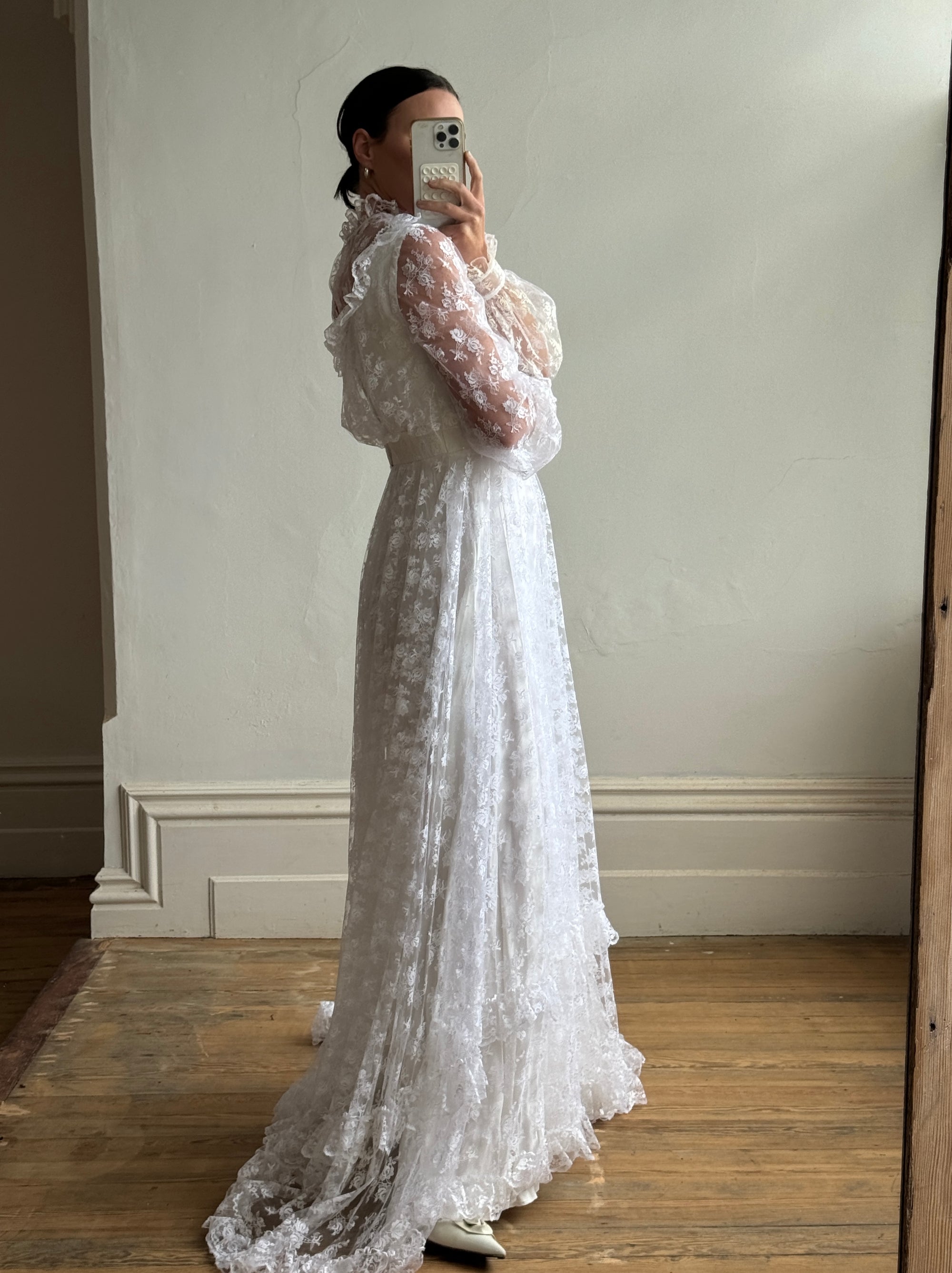 Vintage 70s Lace Prairie Wedding Gown White Call Me The Breeze Vintage 70s Lace Prairie Wedding Gown White Call Me The Breeze
