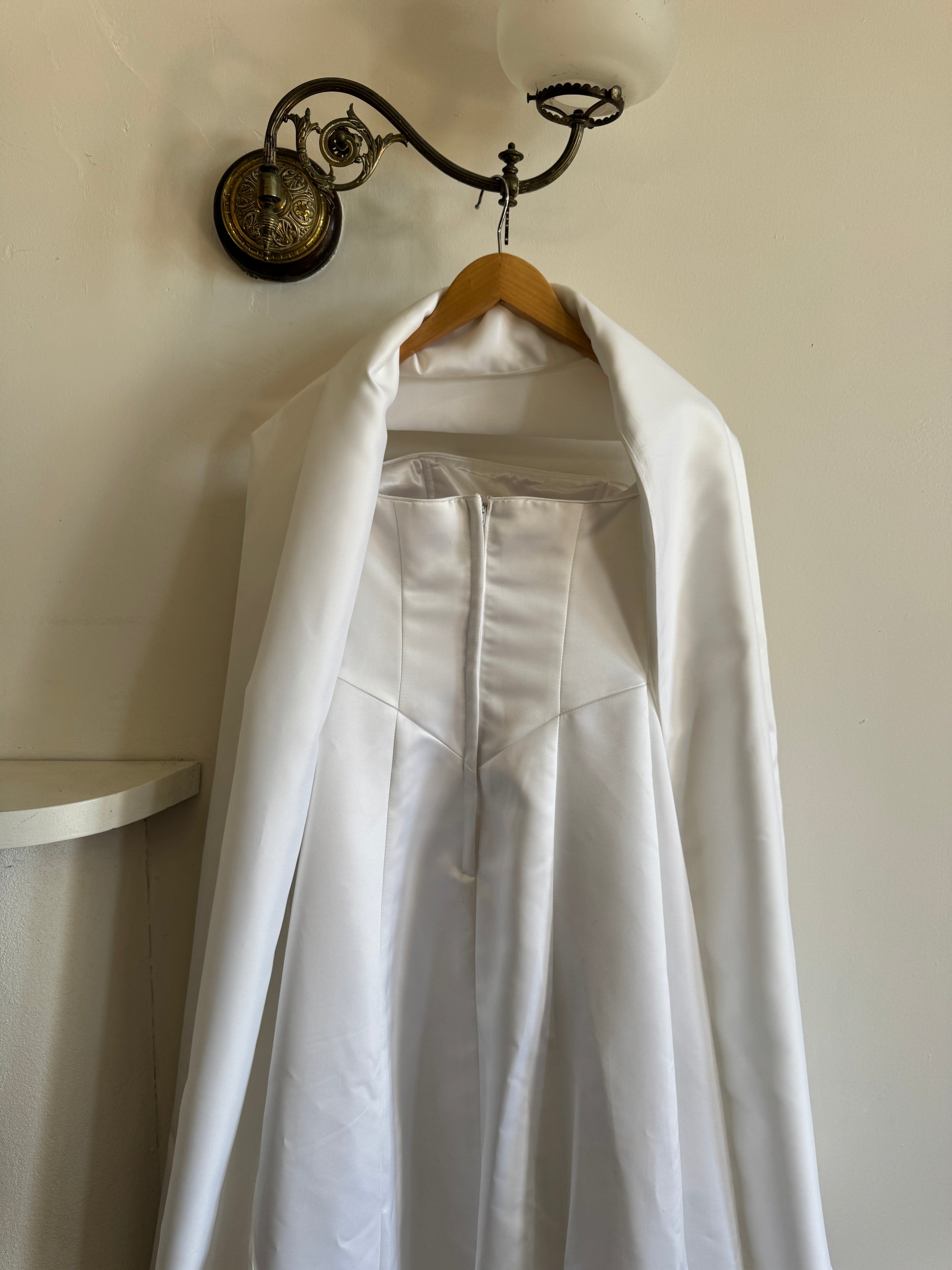 Vintage 90s A-Line Strapless Satin Wedding Dress with Shawl
