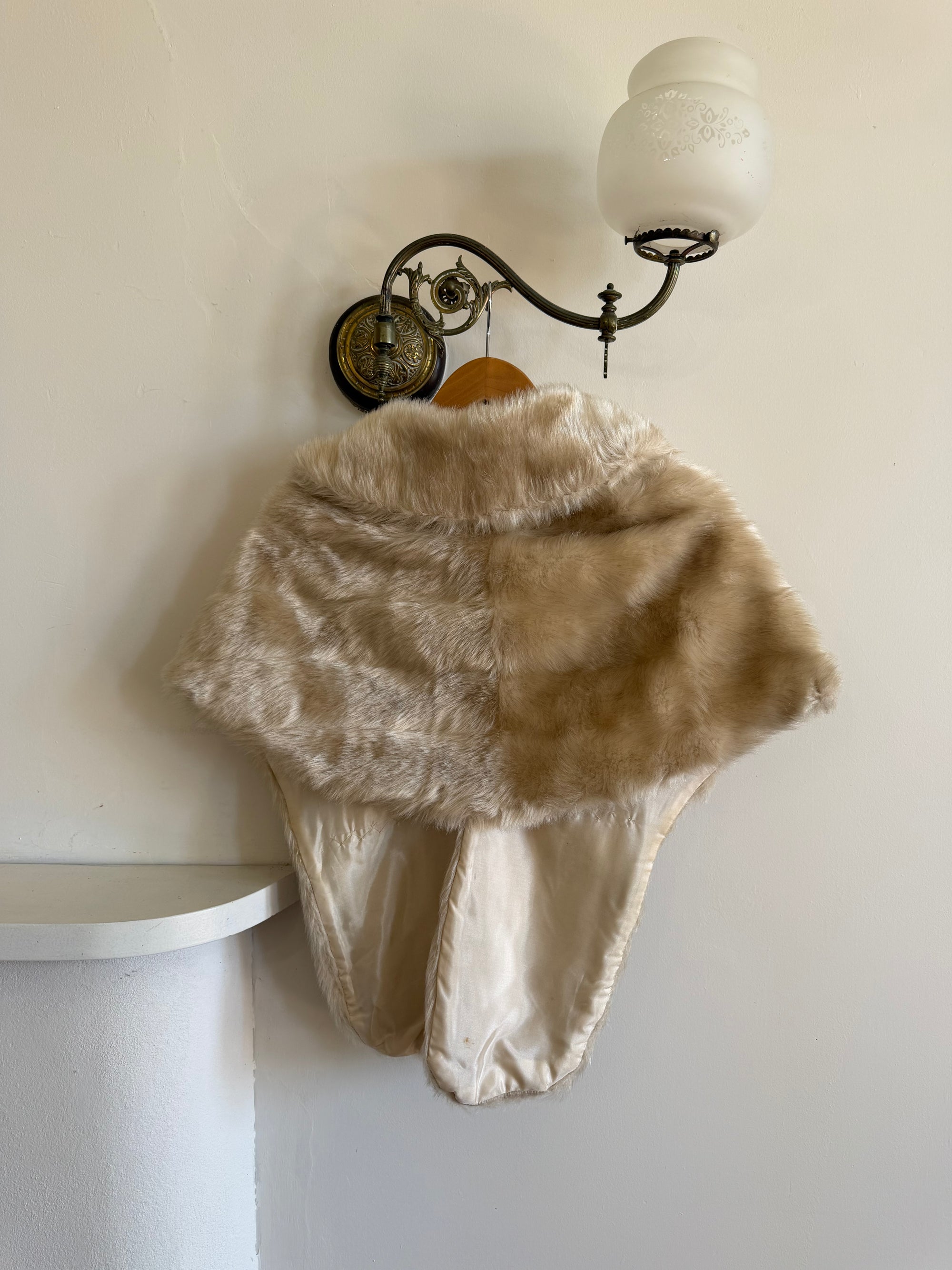 Vintage 50s Creme Latte Faux Fur Stole