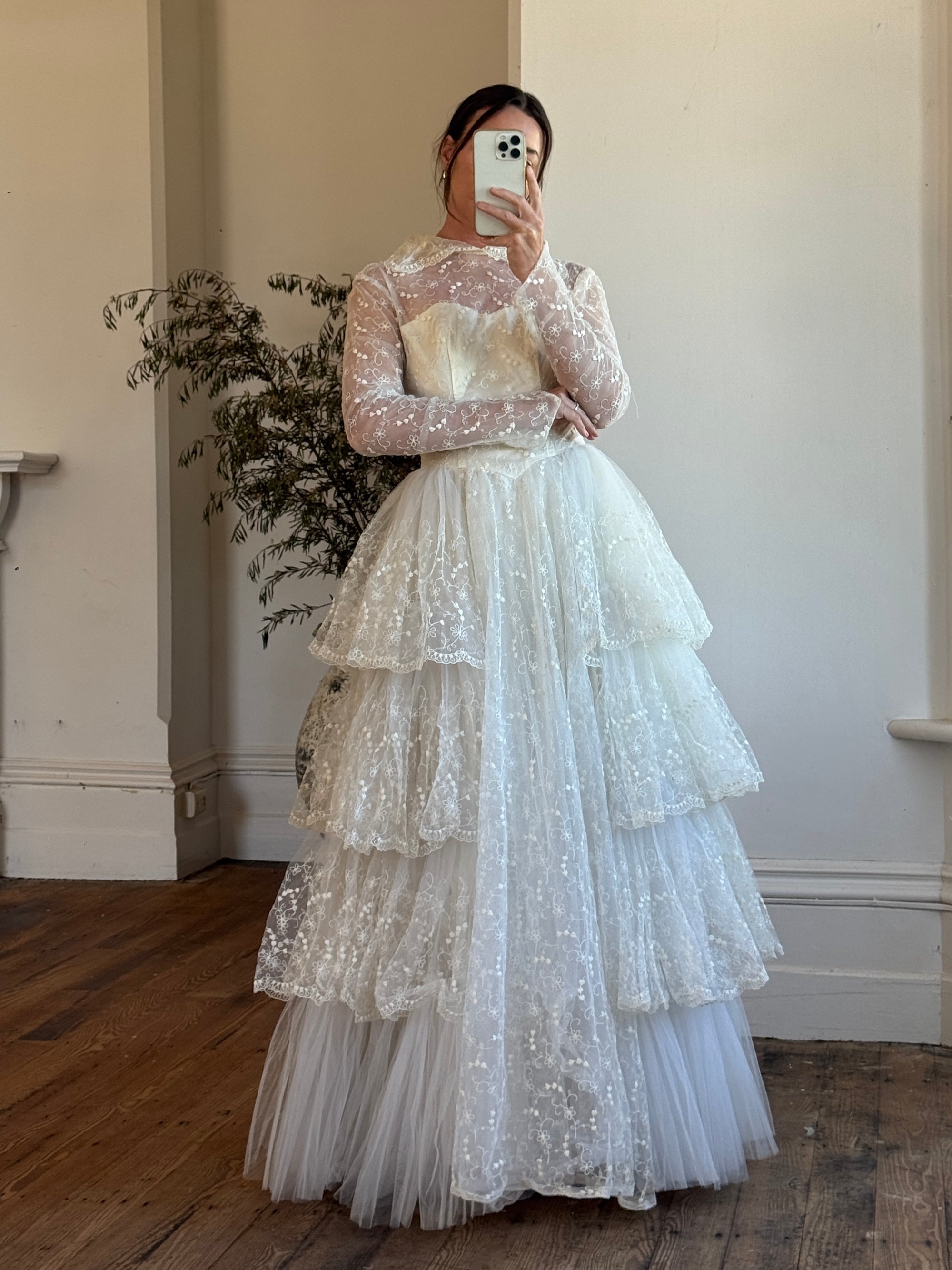 Vintage 70s Tiered Lace and Tulle Long Sleeved Wedding Gown