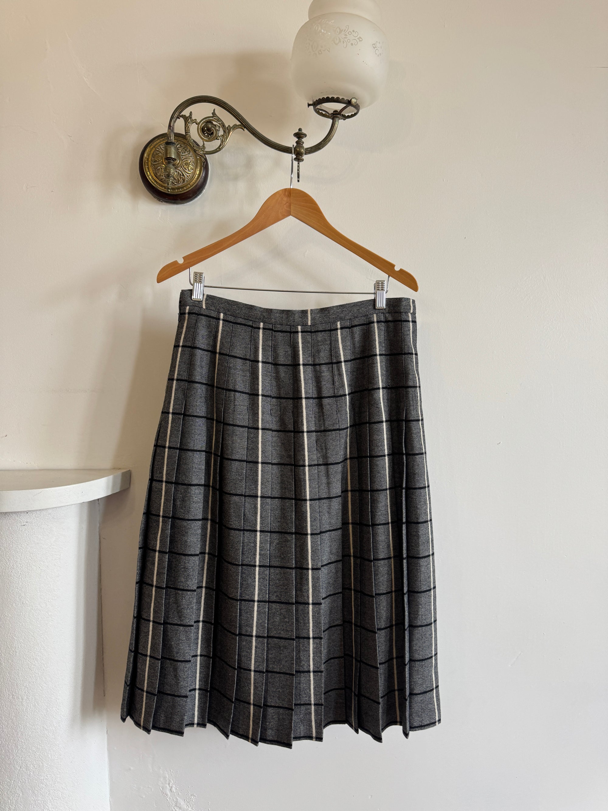 Vintage Scottish Wool Grey Plaid Pleated Midi Skirt