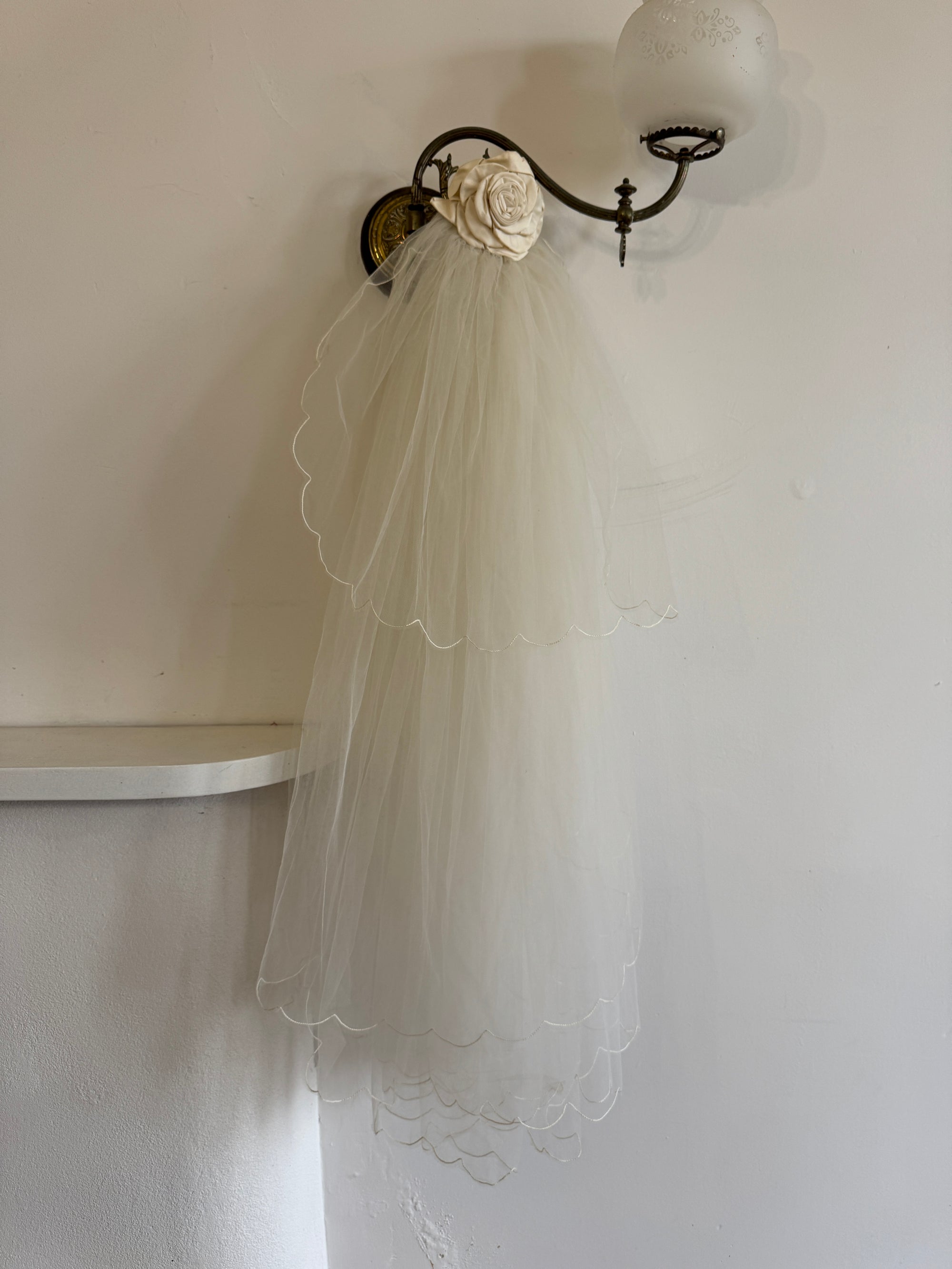 Vintage Scalloped Tulle Veil with Satin Rosette
