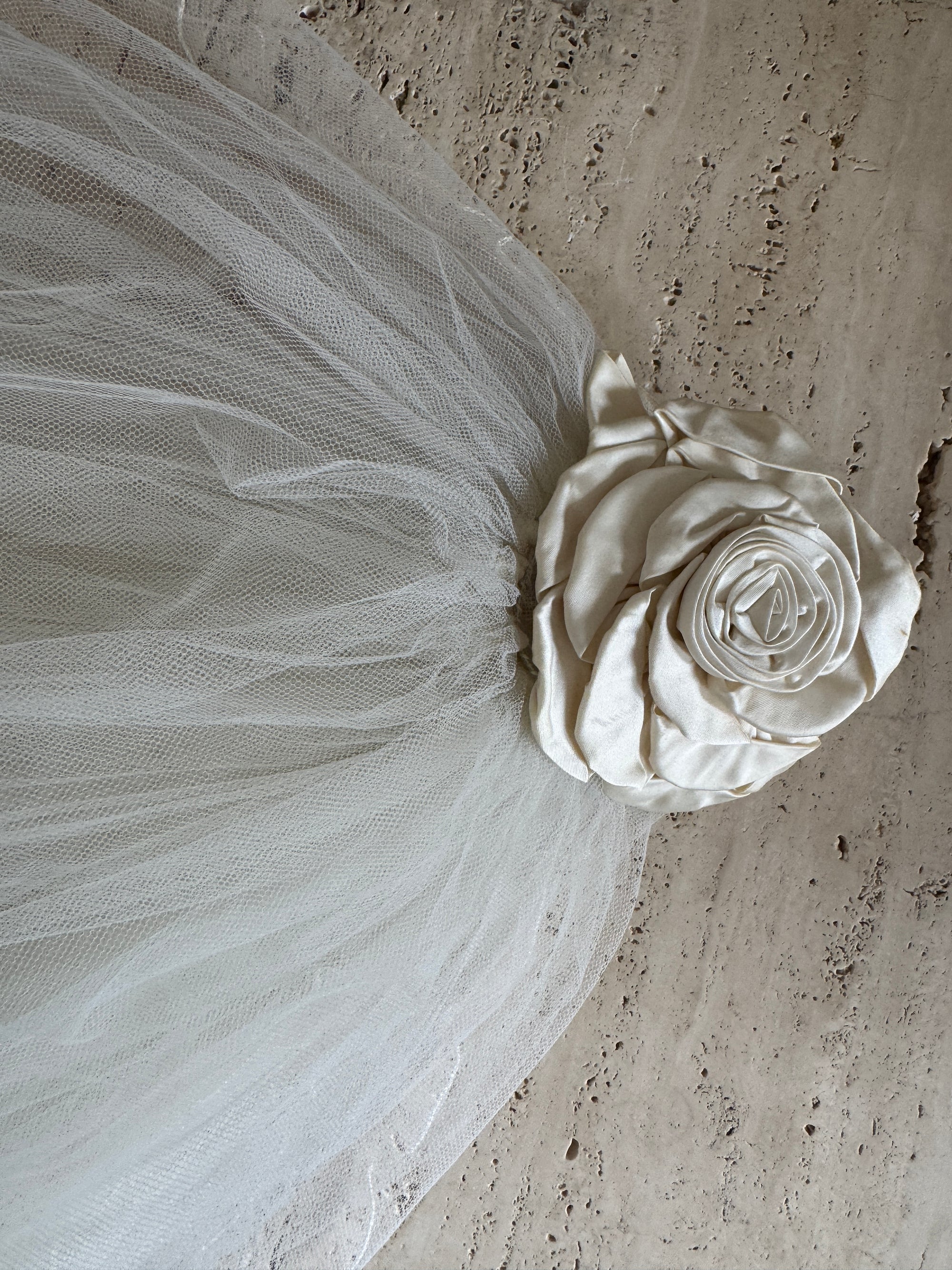 Vintage Scalloped Tulle Veil with Satin Rosette