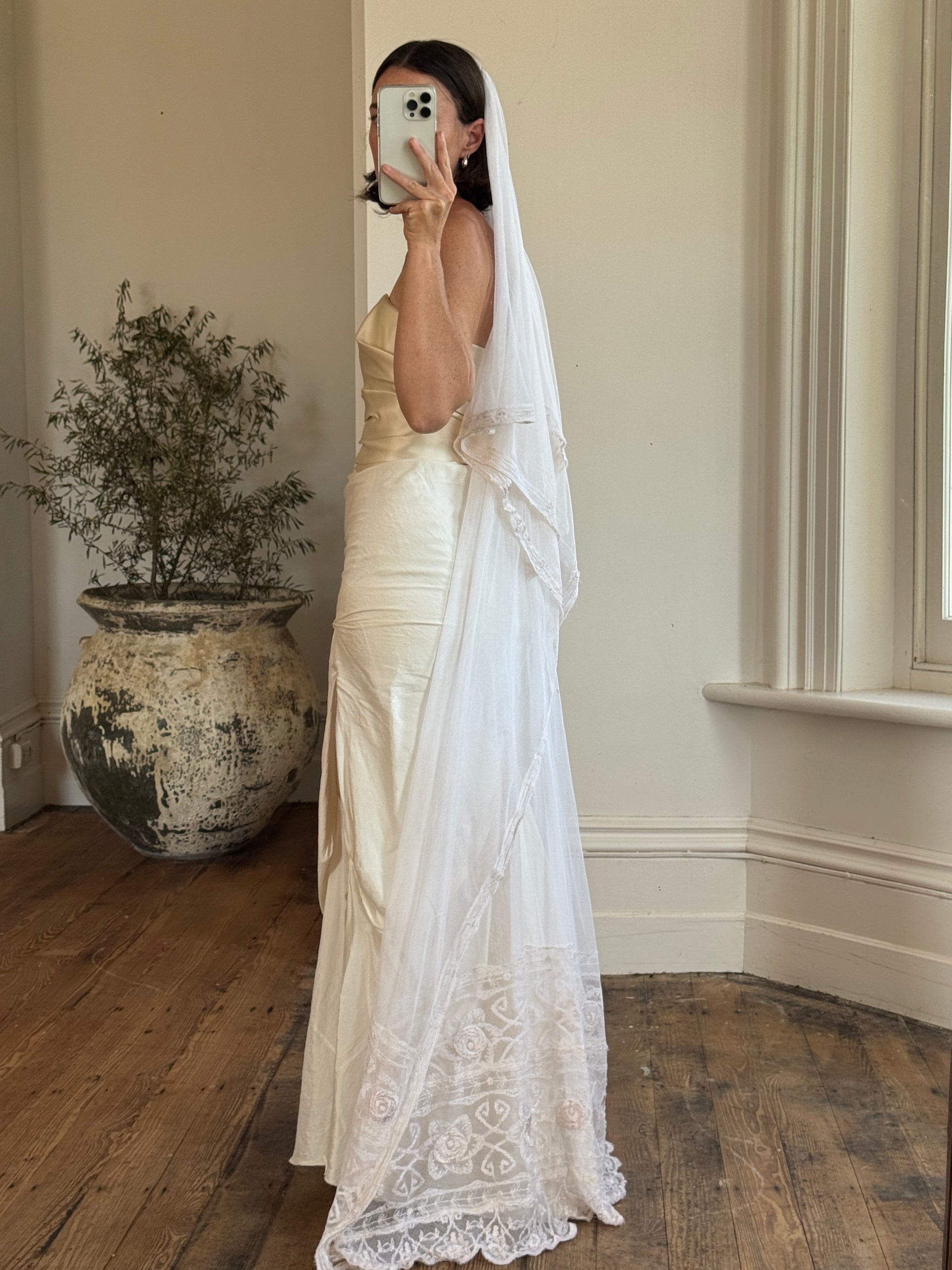 CMTB x Luce Di Luna Repurposed Antique Tambour Lace Sheer Rose Embroidered Veil