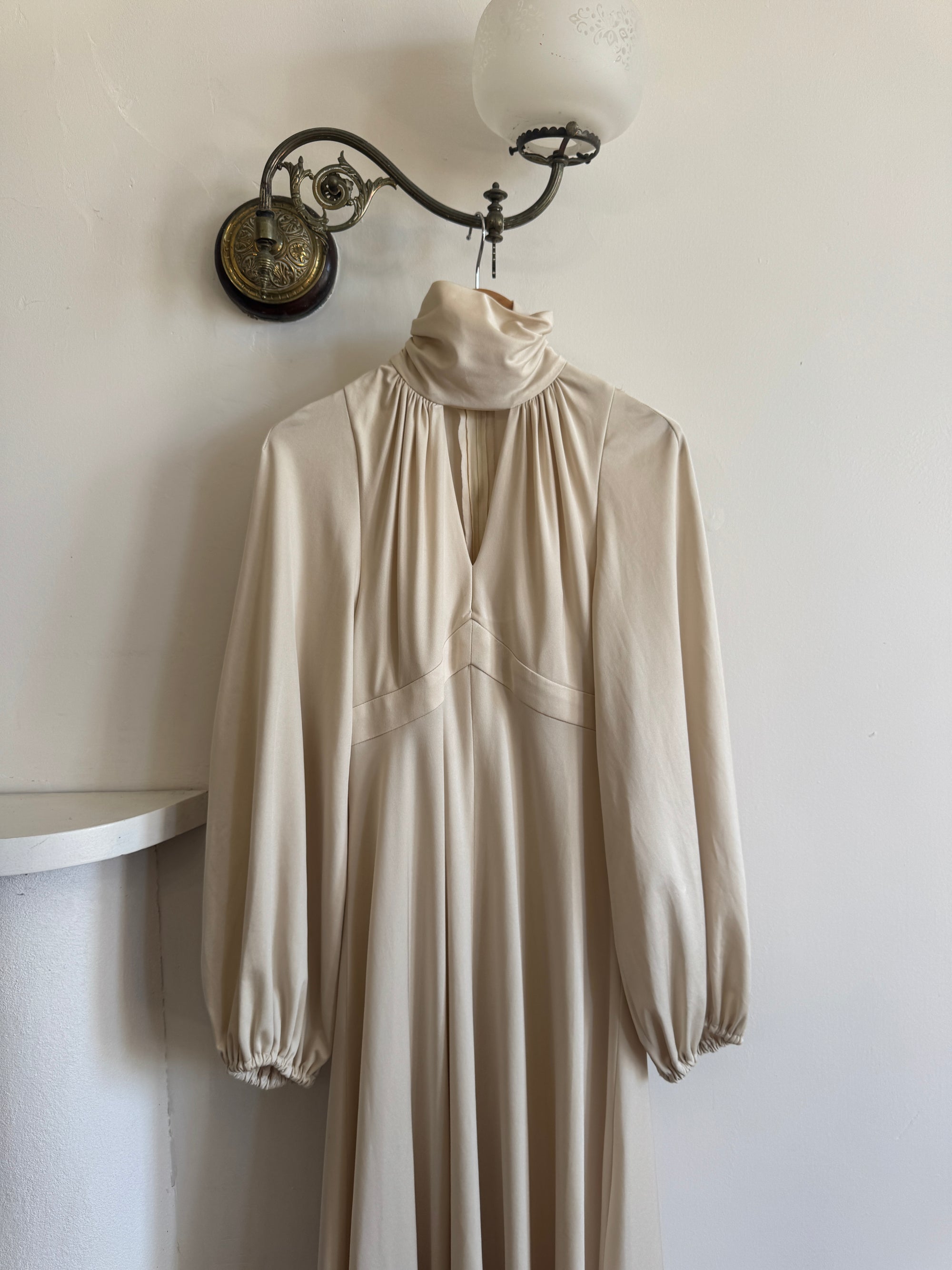 Vintage 70s Jersey High Neck Maxi Dress Creme