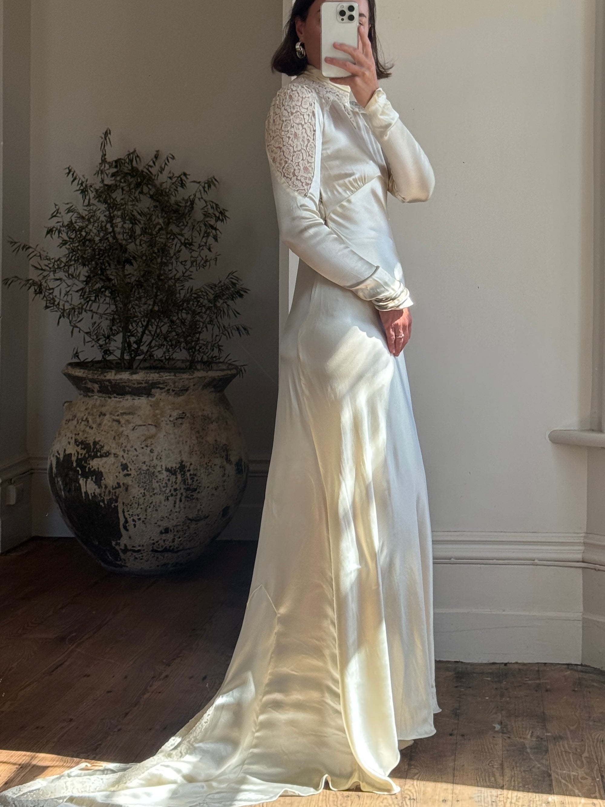 Vintage 40s Liquid Satin Wedding Gown Jester Lace Neckline – Call Me The Breeze Vintage 40s Liquid Satin Wedding Gown Jester Lace Neckline – Call Me The Breeze