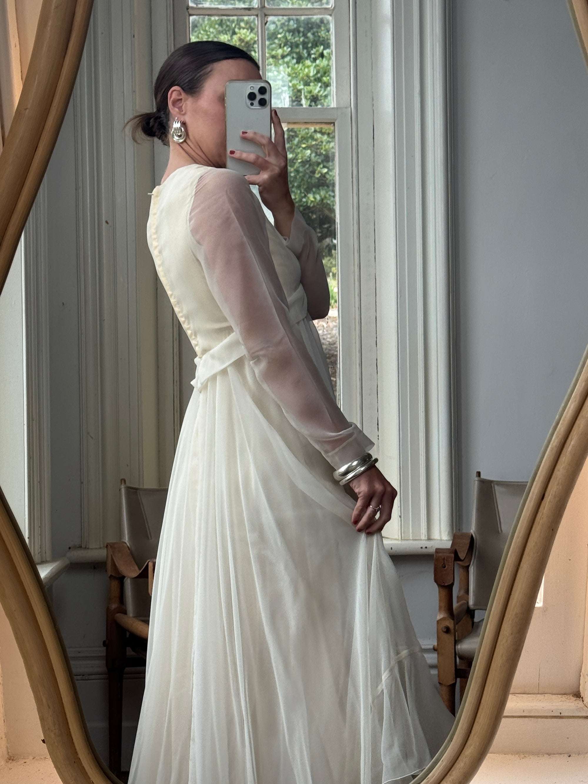 Vintage 70s Chiffon Rosette Wedding Dress Creme