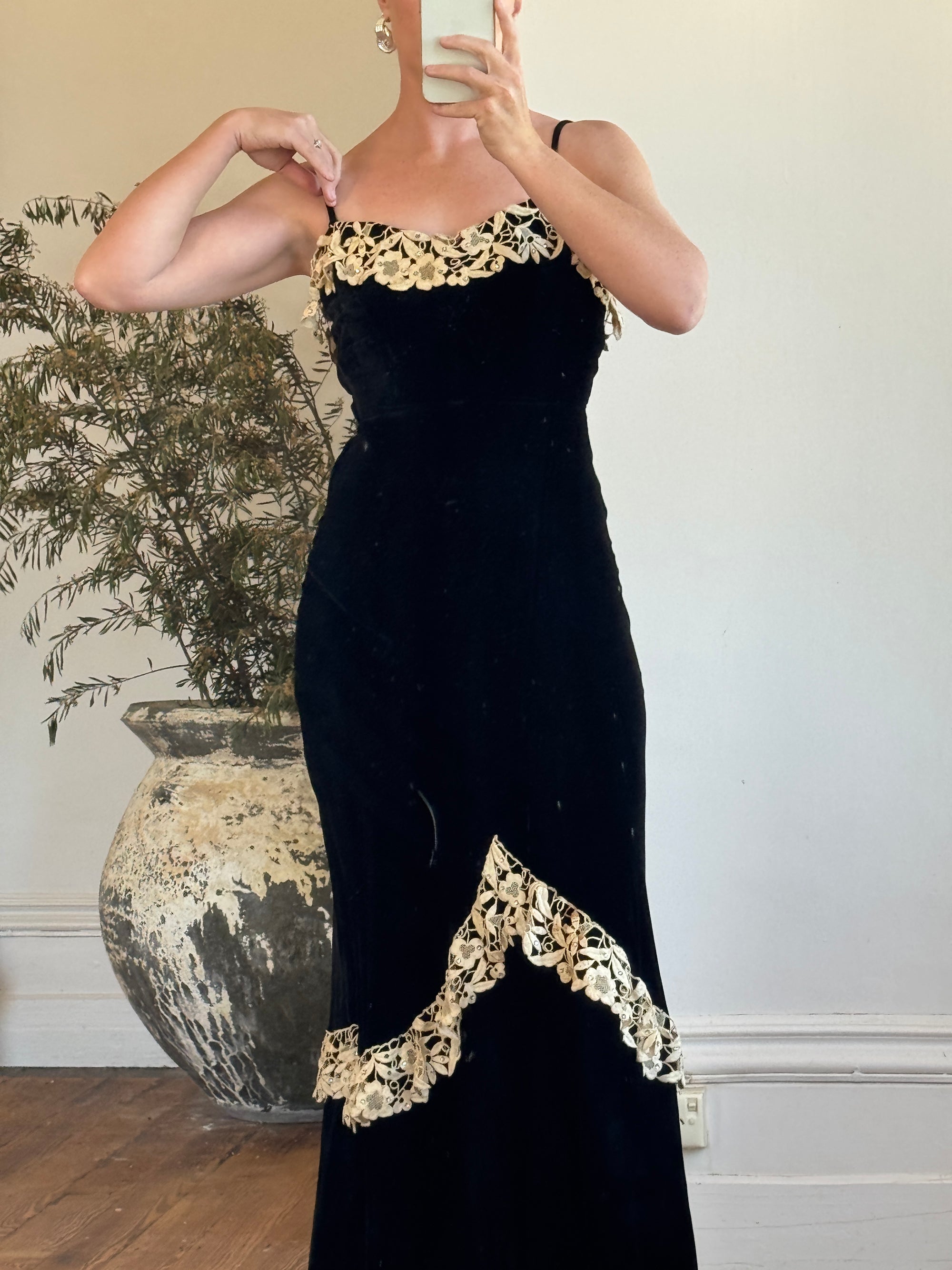 Vintage 40s Velvet Bias Strappy Dress with Lace Trim Noir
