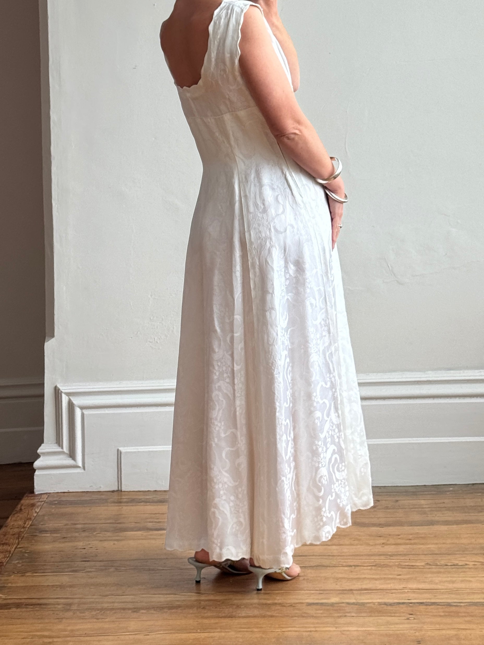 Vintage 50s Satin Jacquard Scalloped Bridal Dress