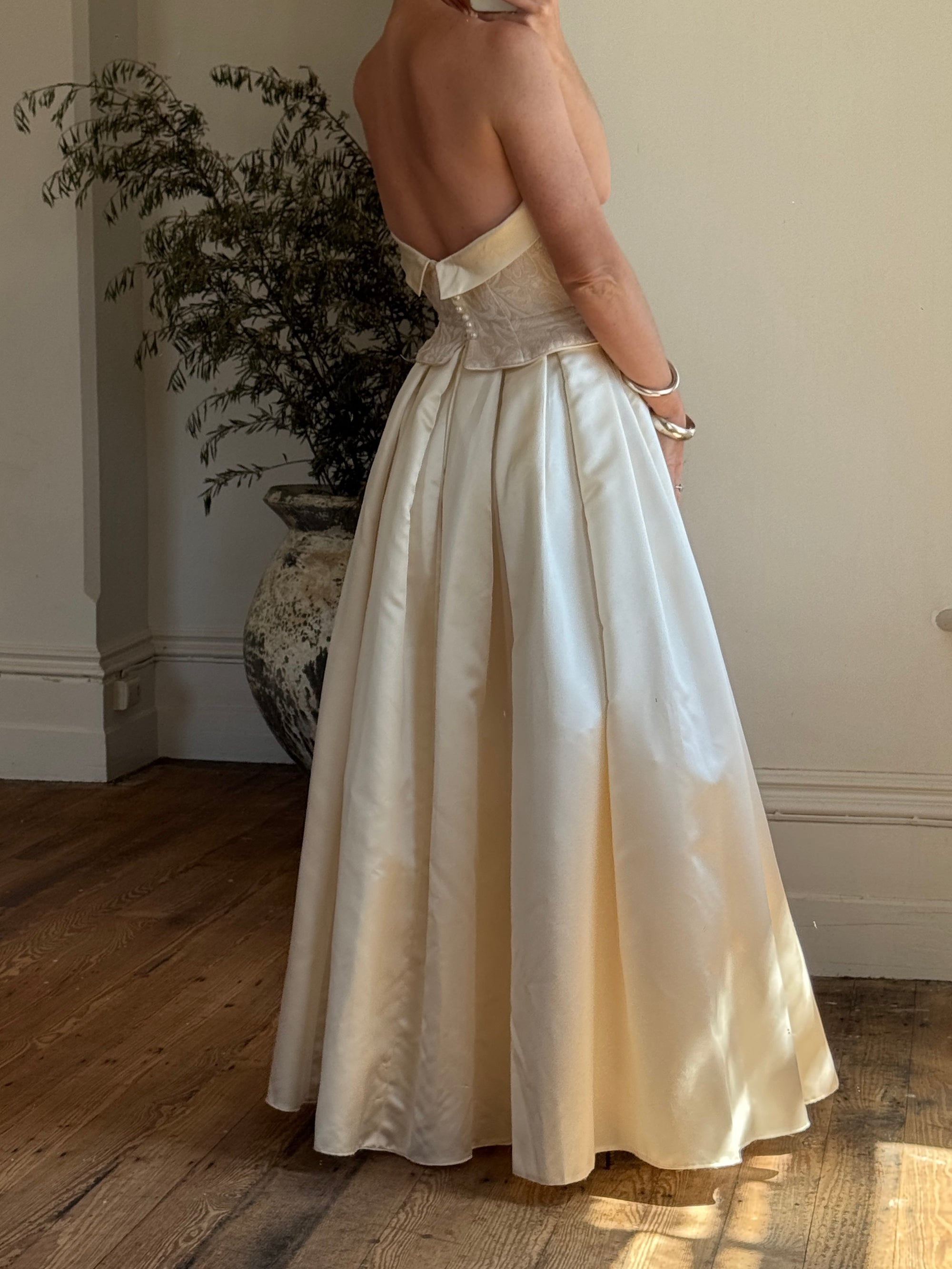 Vintage 90s Princess Brocade Champagne Wedding Gown