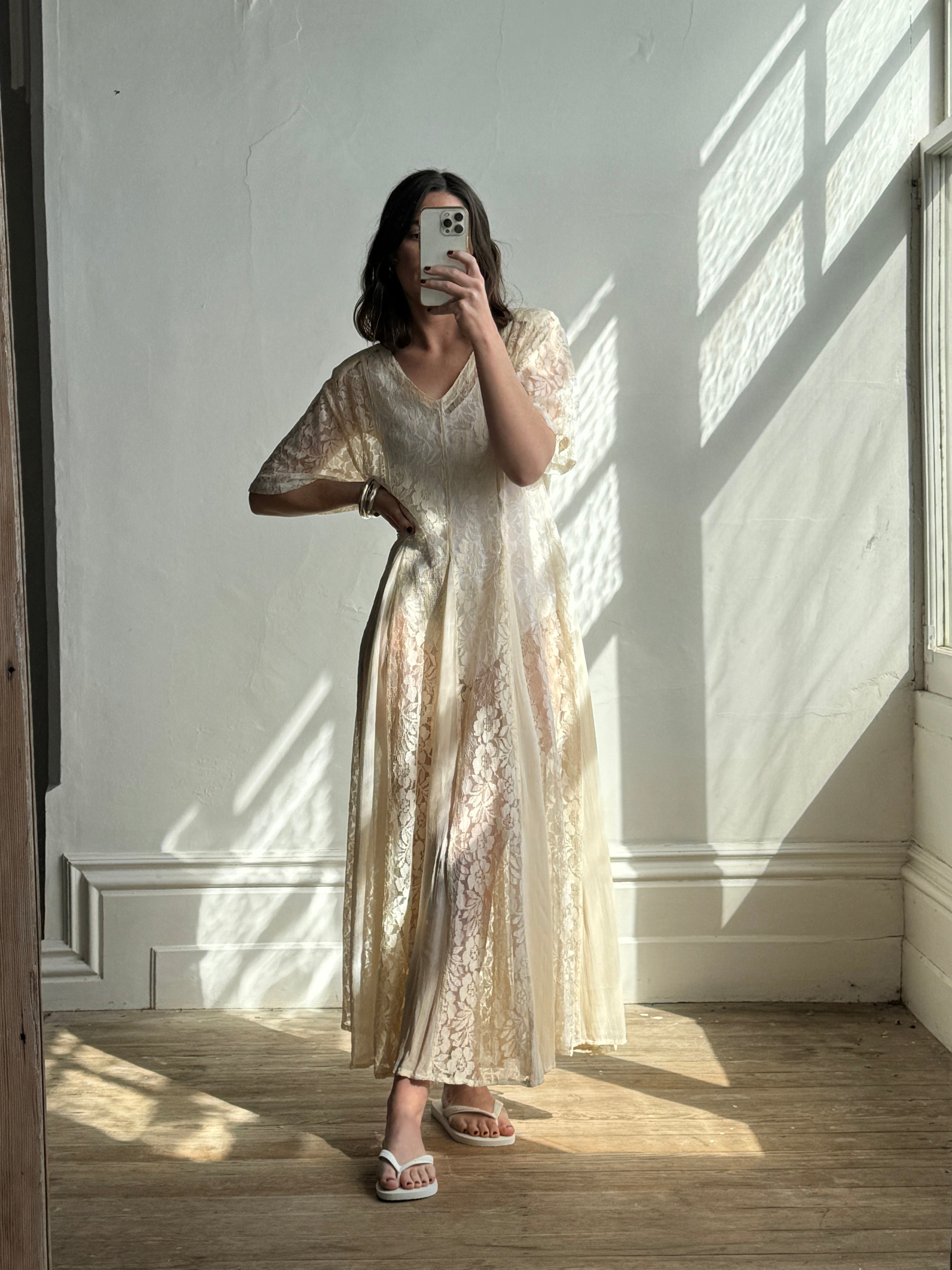 Vintage 80s Creme Pleated Lace Tee Dress