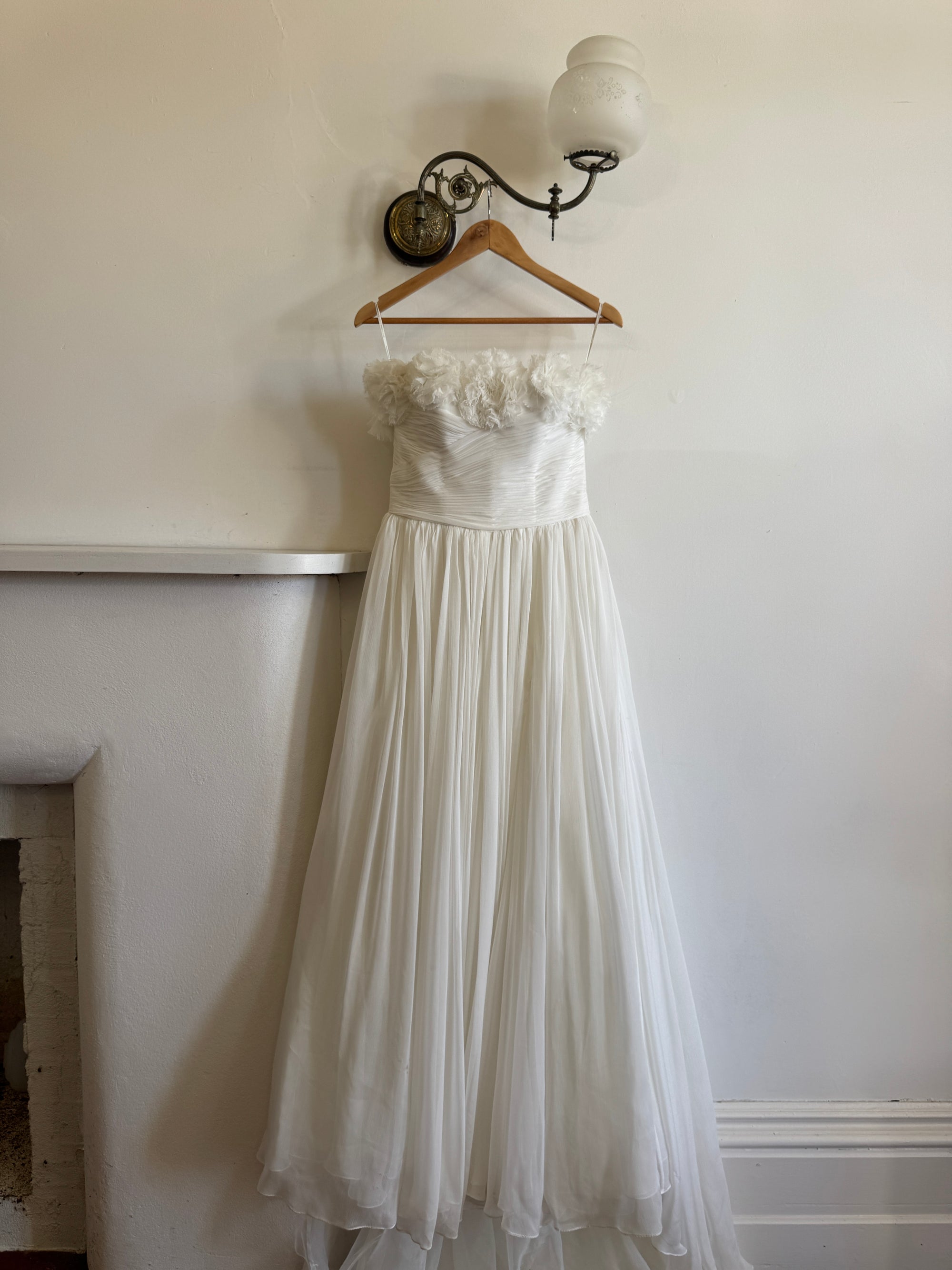 Vintage Y2K Cupcake Strapless Chiffon Wedding Gown