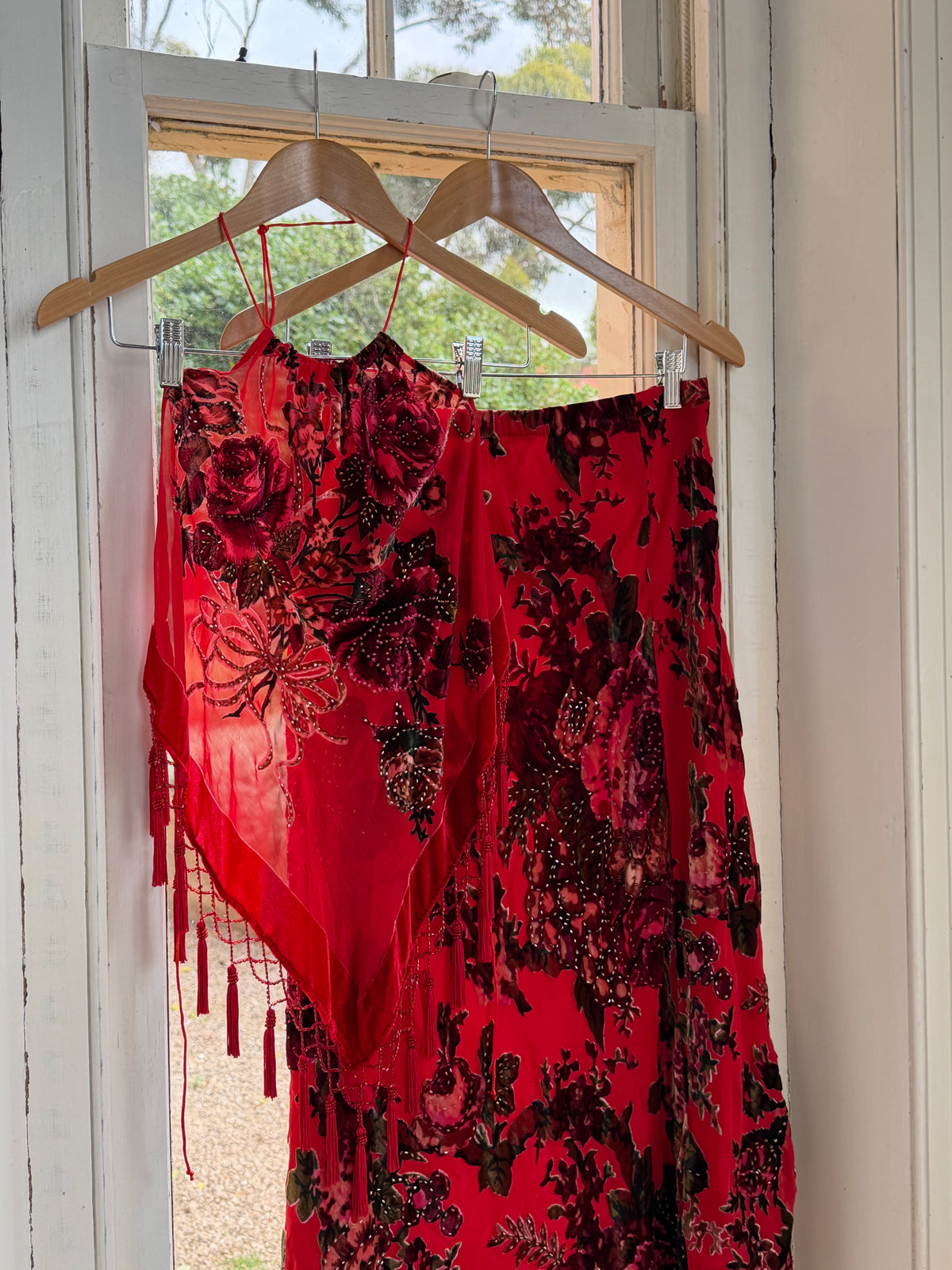 Vintage Y2K Burnt Velvet Beaded Fringe Halter and Skirt Set Crimson