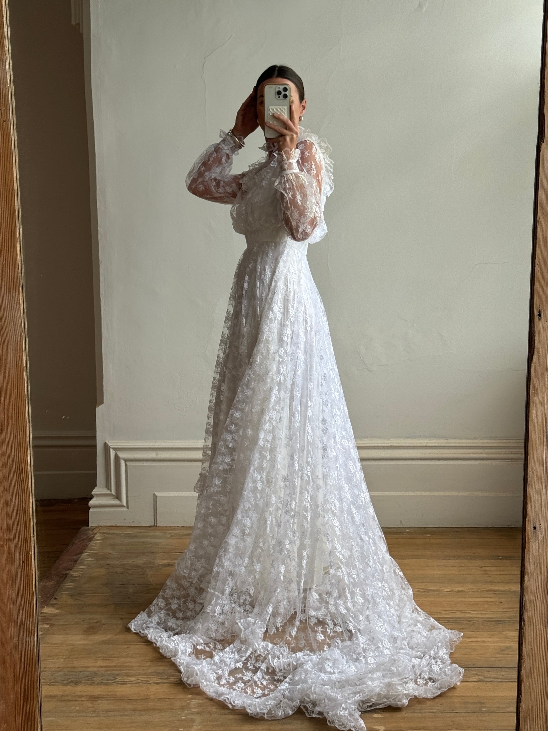 Vintage 70s Lace Prairie Wedding Gown White – Call Me The Breeze