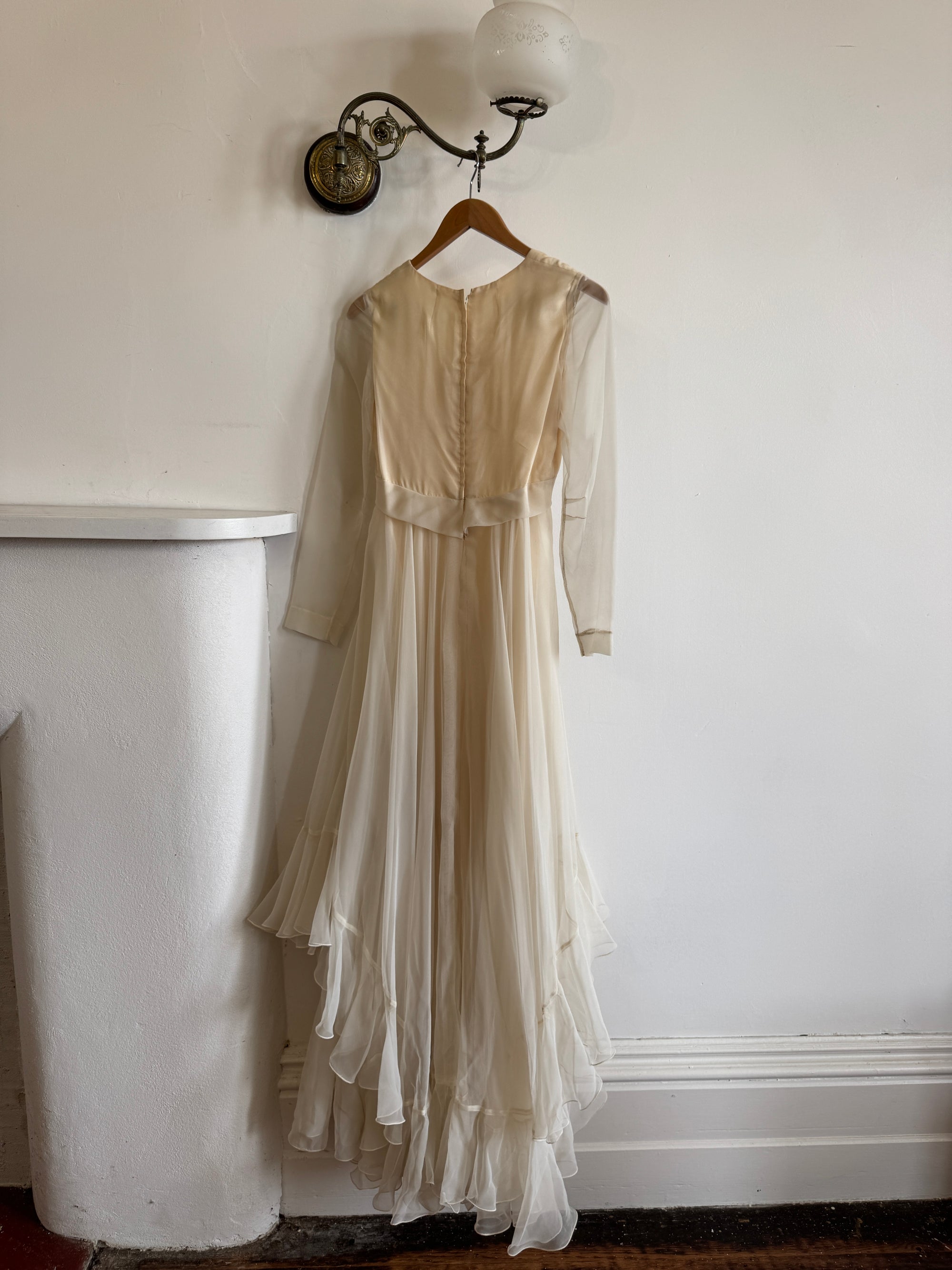 Vintage 70s Chiffon Rosette Wedding Dress Creme