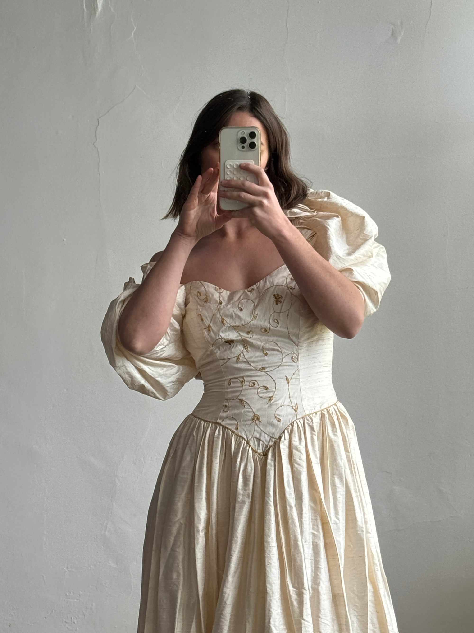 Vintage Puff Sleeve Rosette Bridal Gown