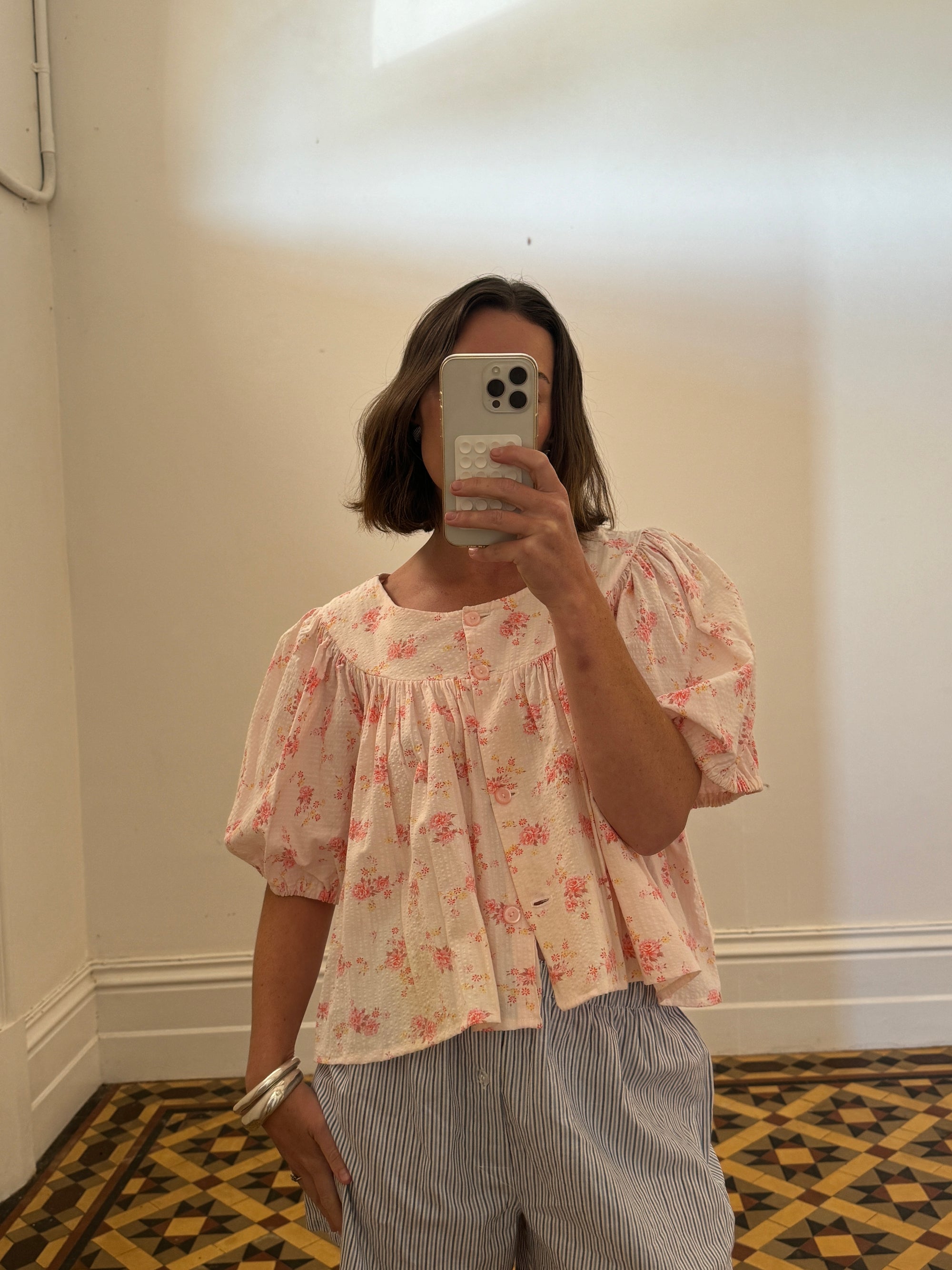 Vintage Puff Sleeve Floral Button Up Blouse Pink