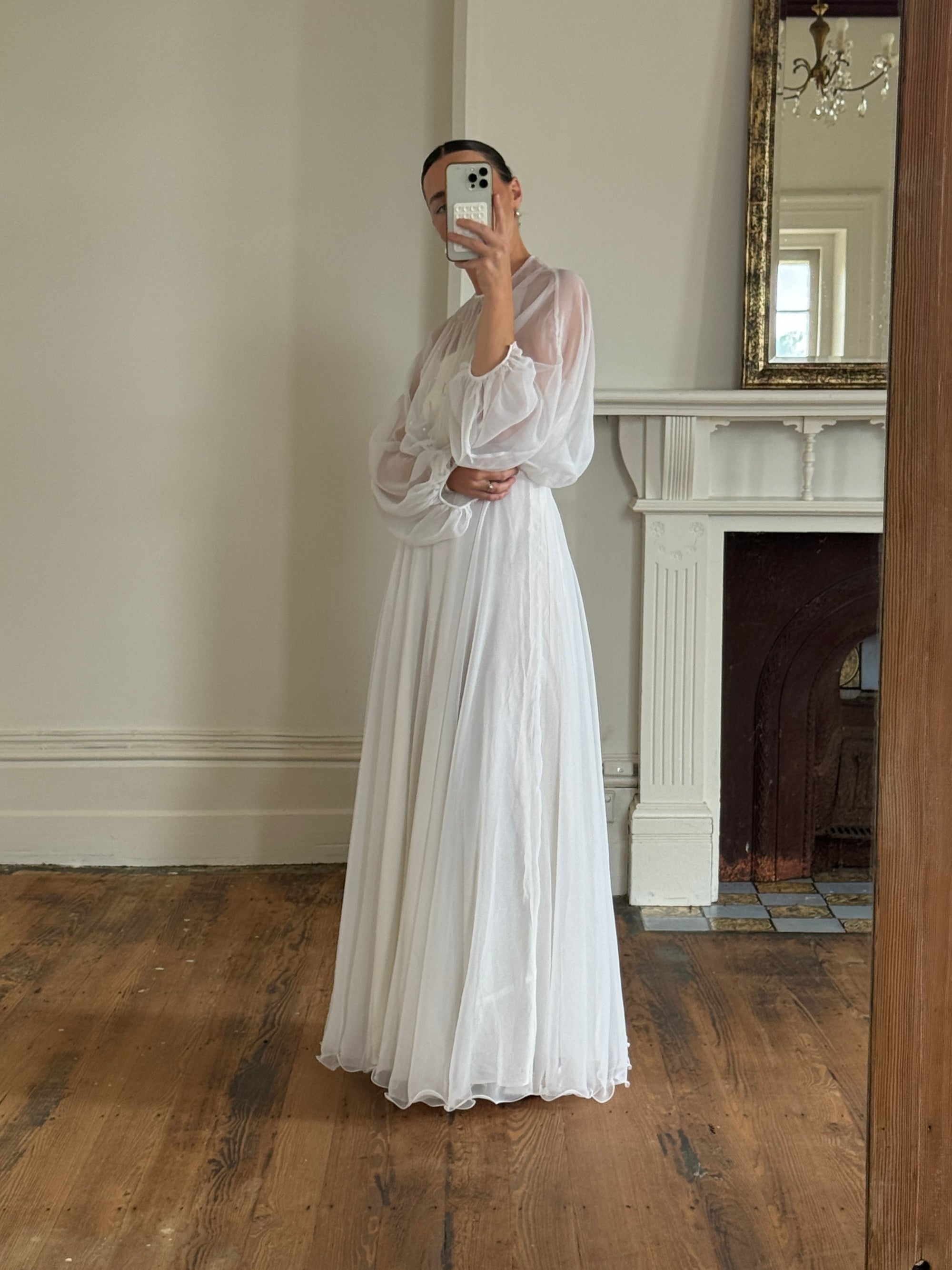 Vintage 70s Australian Made Billow Sleeve Wedding Dress