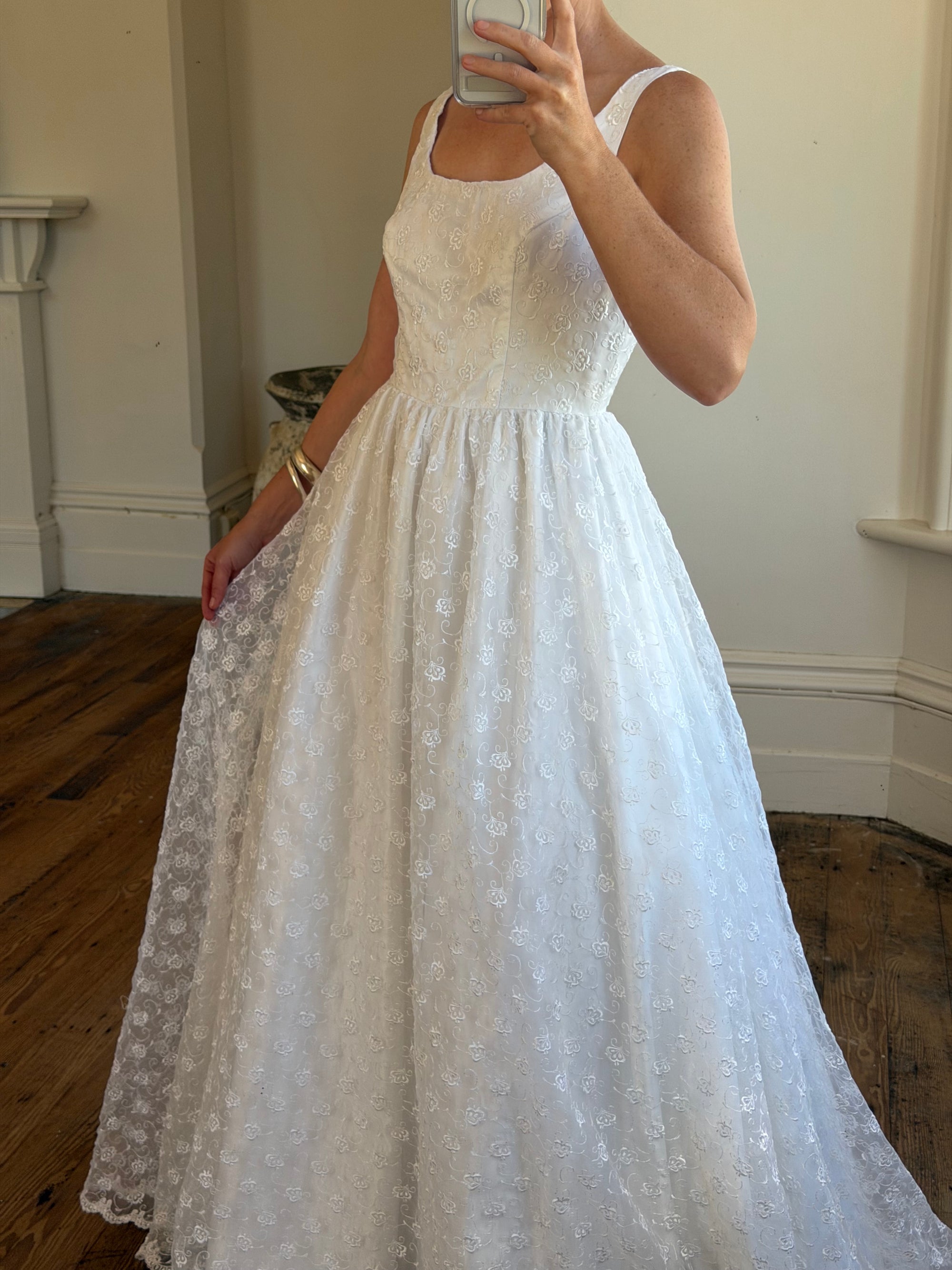 Vintage 90s Scoop Neck Floral Wedding Dress