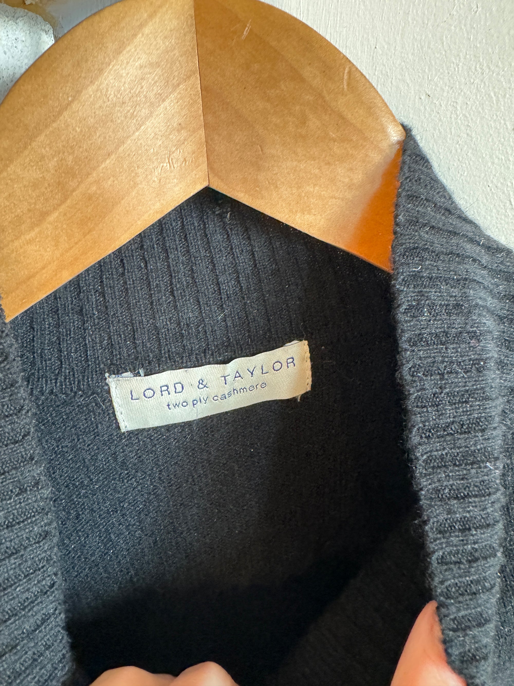 Vintage 90s Cashmere Turtle Neck Knit Top