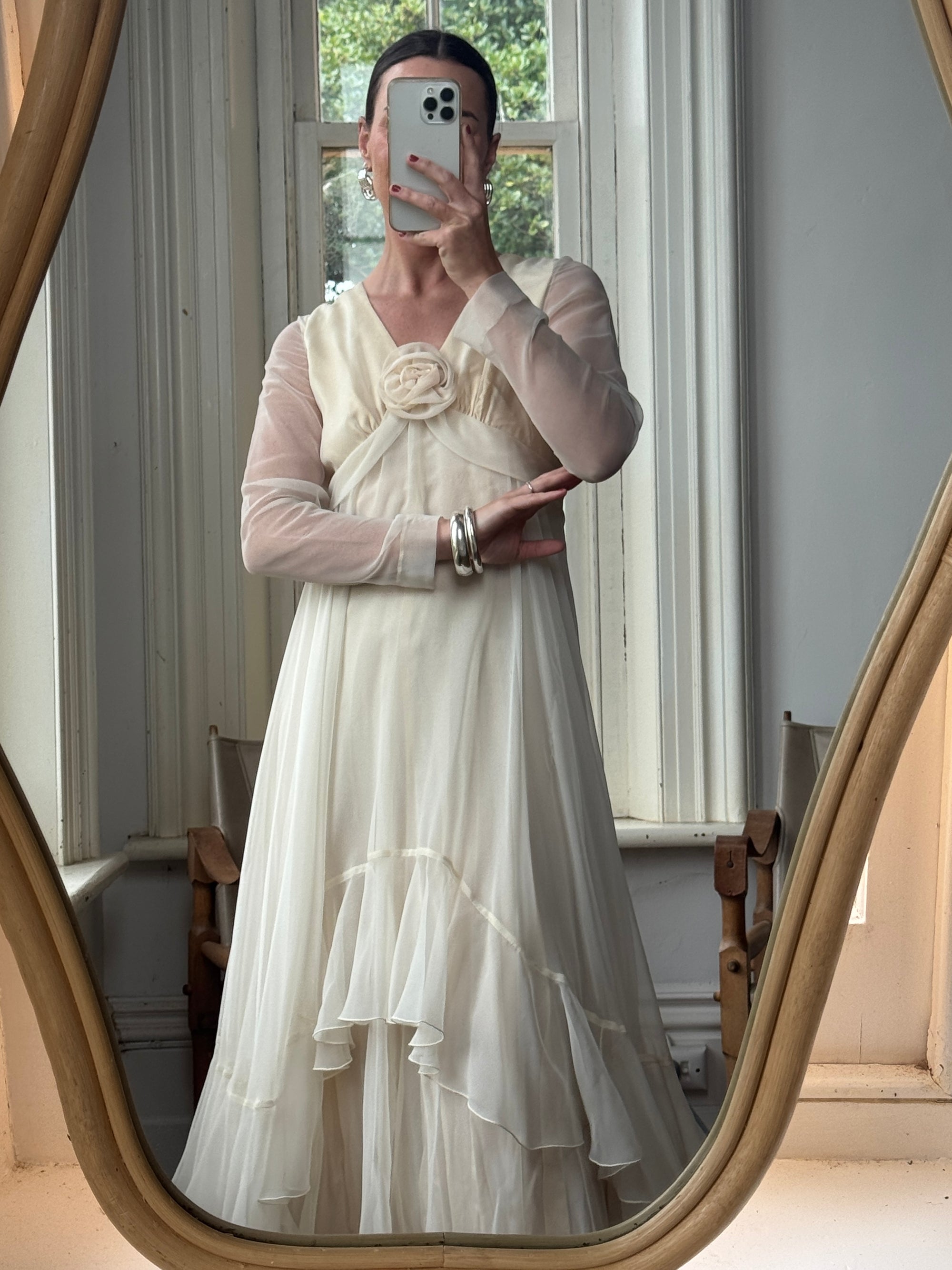 Vintage 70s Chiffon Rosette Wedding Dress Creme