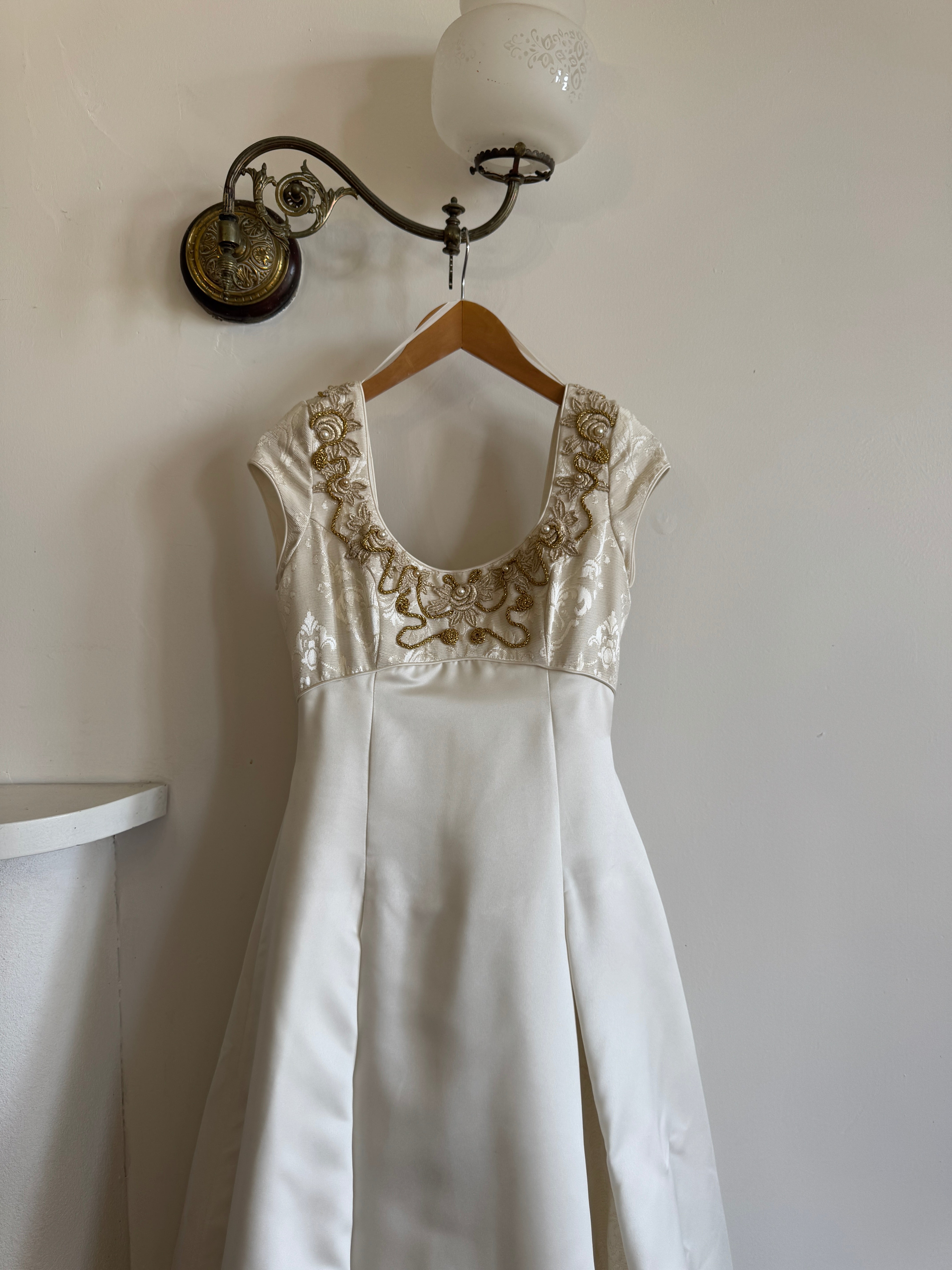 Vintage 90s Golden Brocade Cap Sleeve Wedding Gown