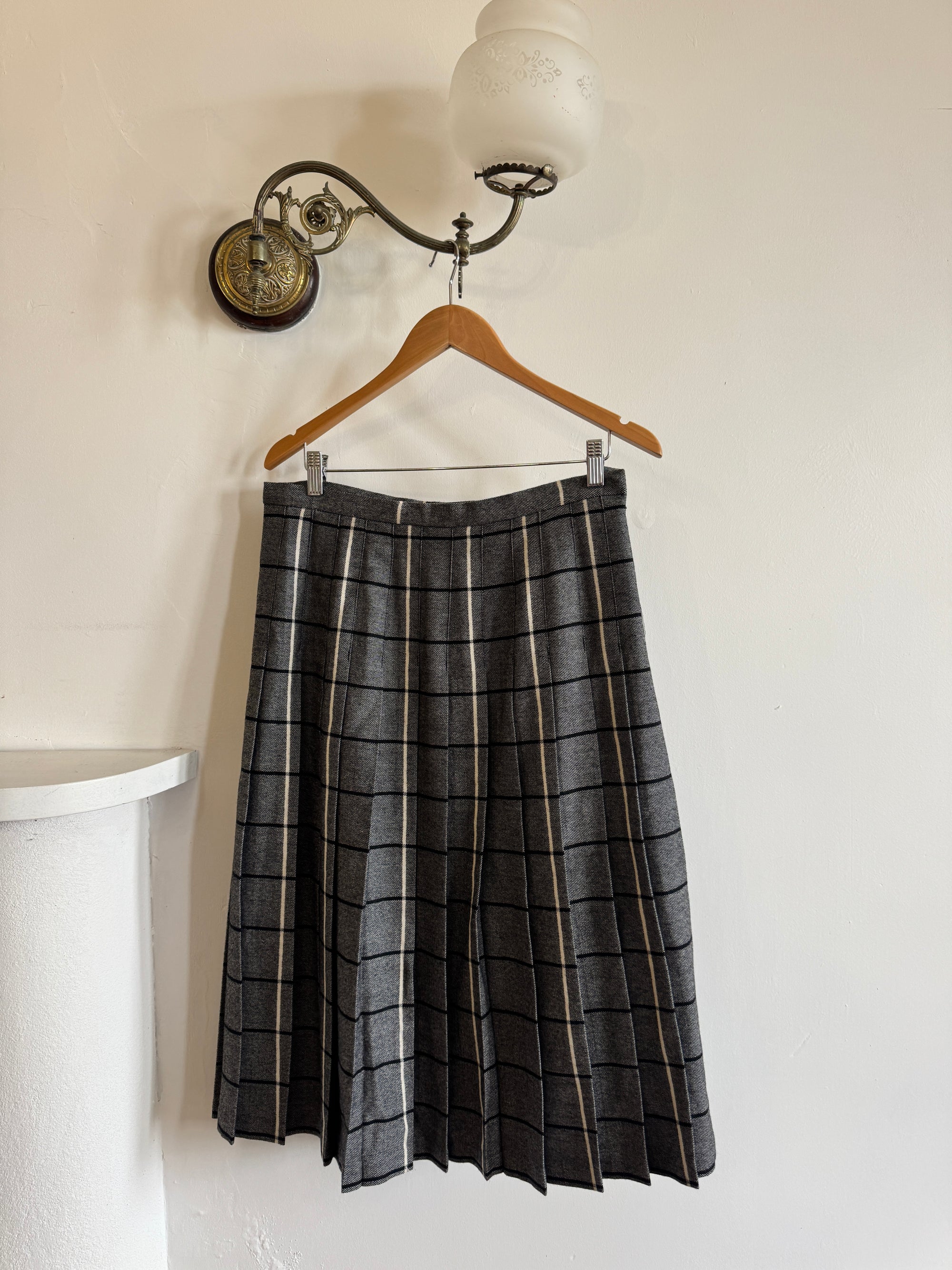 Vintage Scottish Wool Grey Plaid Pleated Midi Skirt