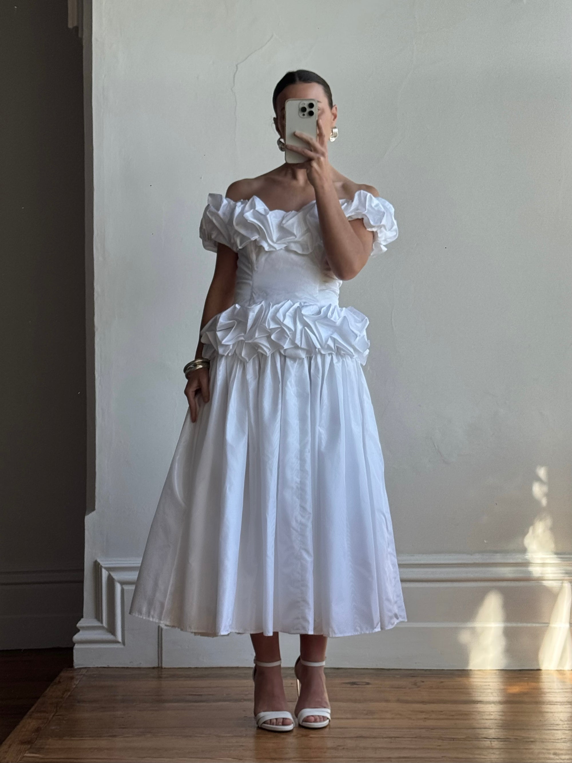 Vintage 80s Taffeta Ruffle Off Shoulder Wedding Dress – Call Me The Breeze
