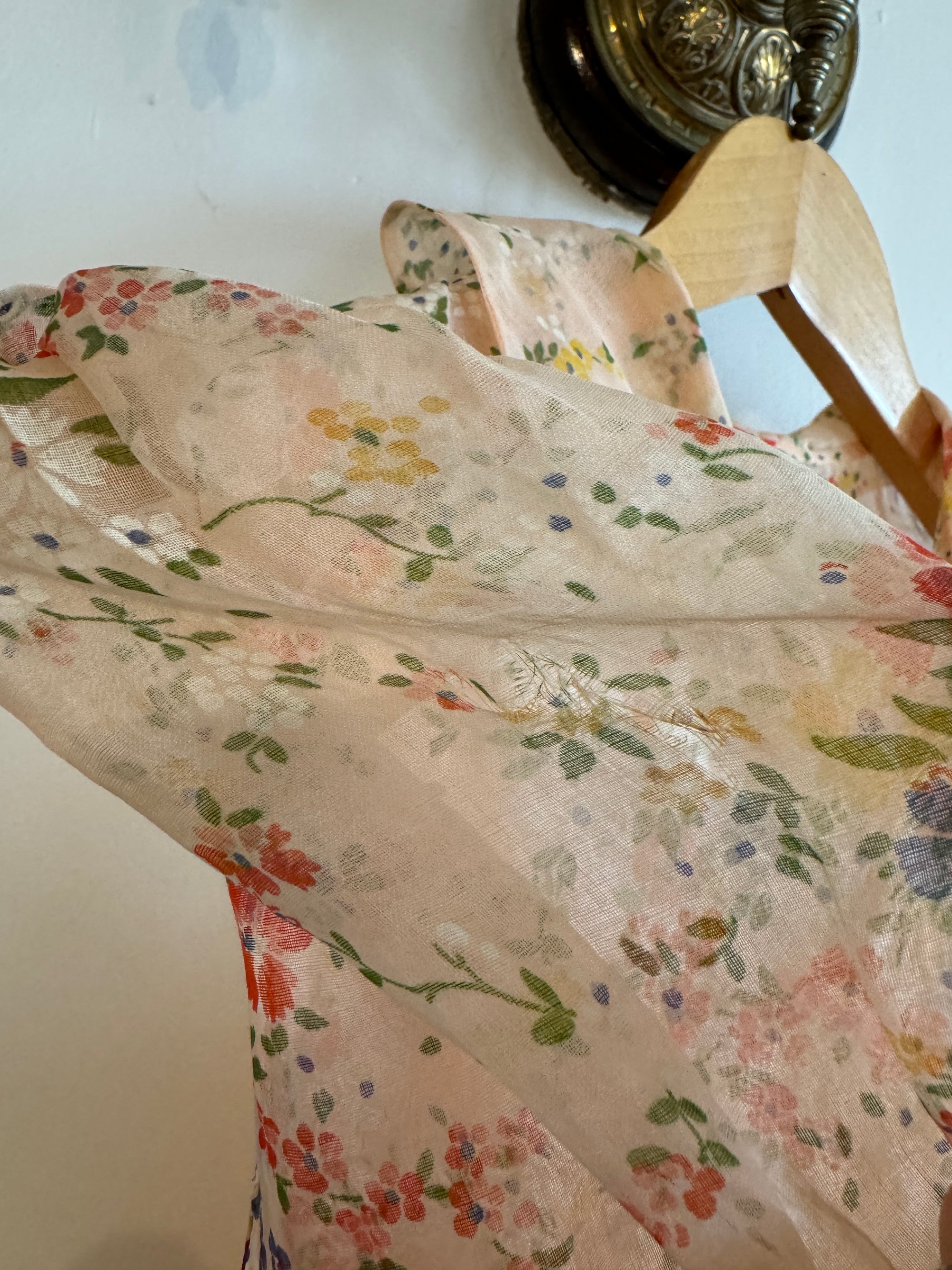 Vintage Sheer Peach Floral Collared Sundress With Tie