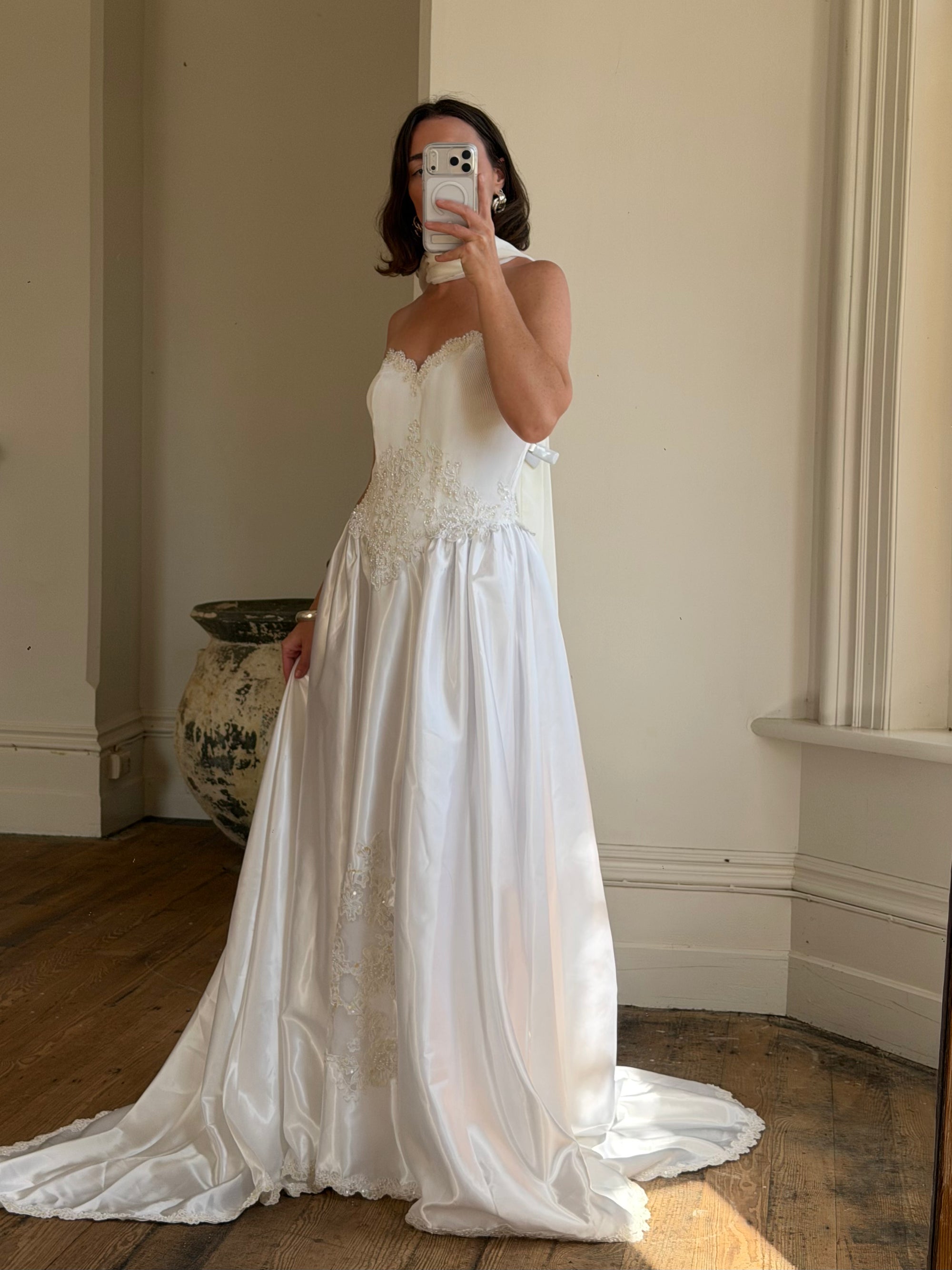 Vintage Y2K Pintuck Pearl Sweetheart Wedding Dress