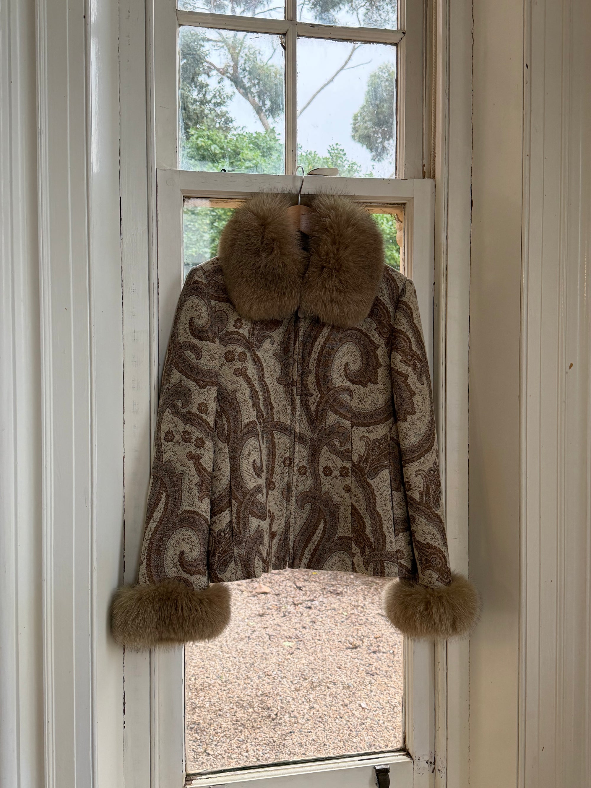 Vintage 70s Paisley Brocade Jacket With Fox Fur Collar &amp; Cuffs