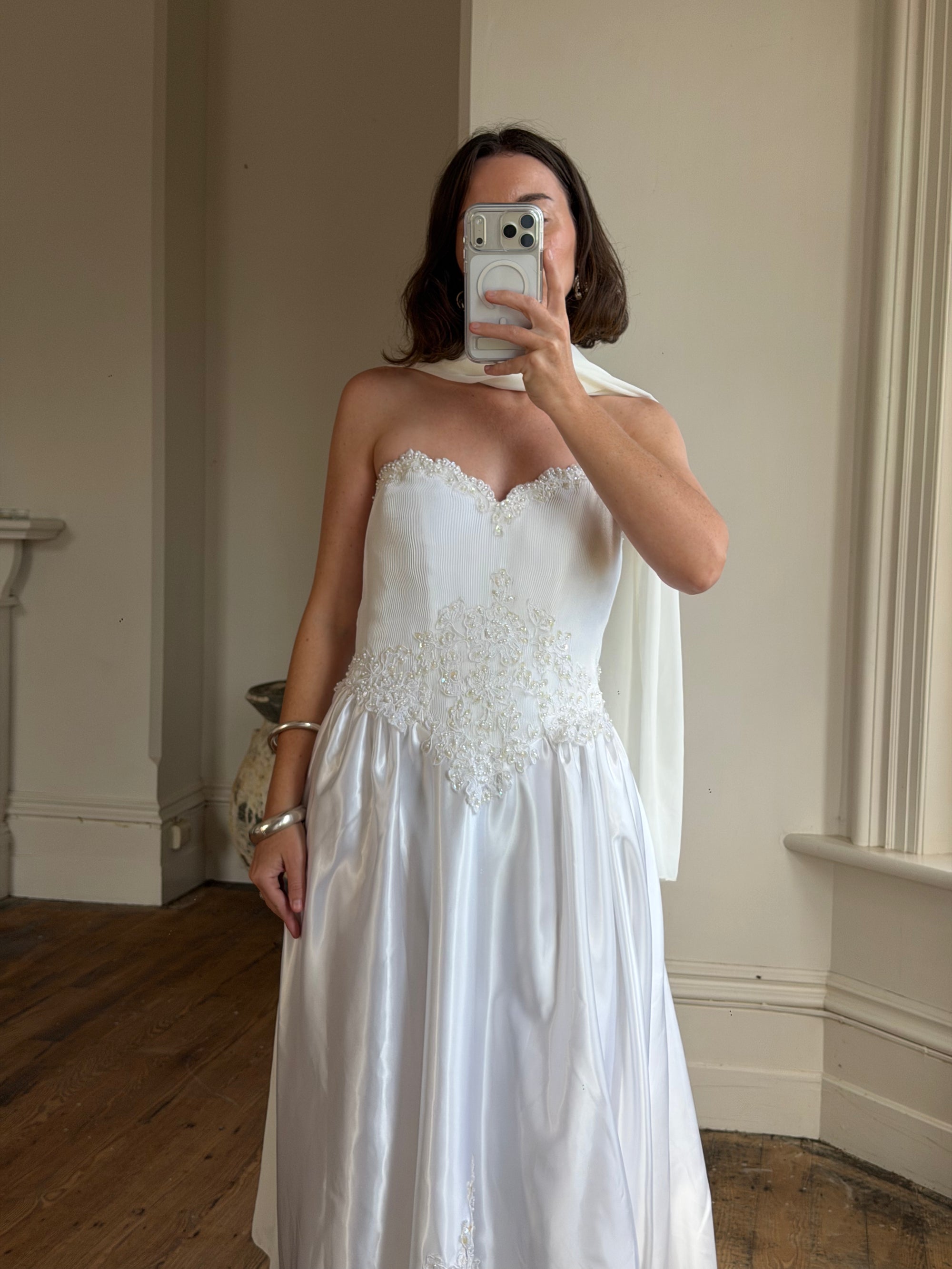 Vintage Y2K Pintuck Pearl Sweetheart Wedding Dress