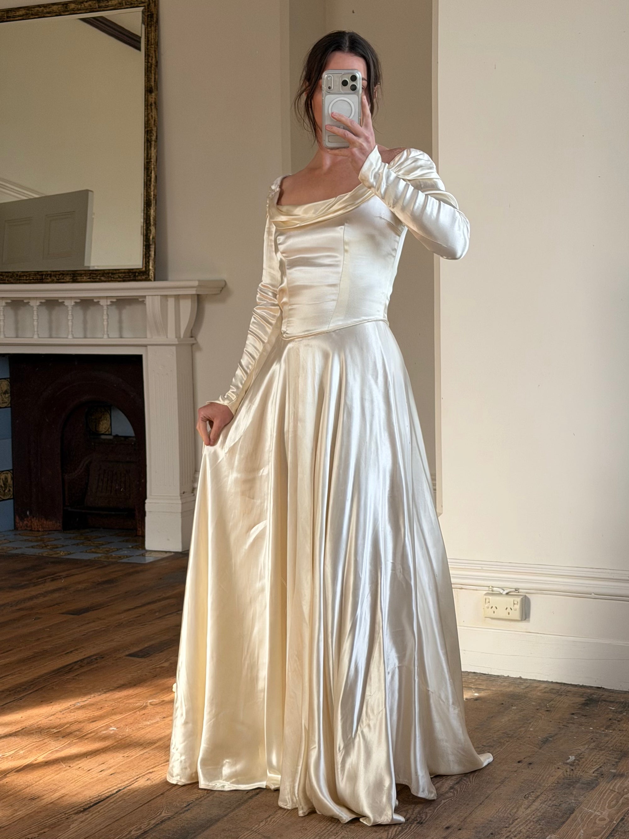 Vintage 40s Liquid Satin Long Sleeve Scoop Neck Wedding Gown