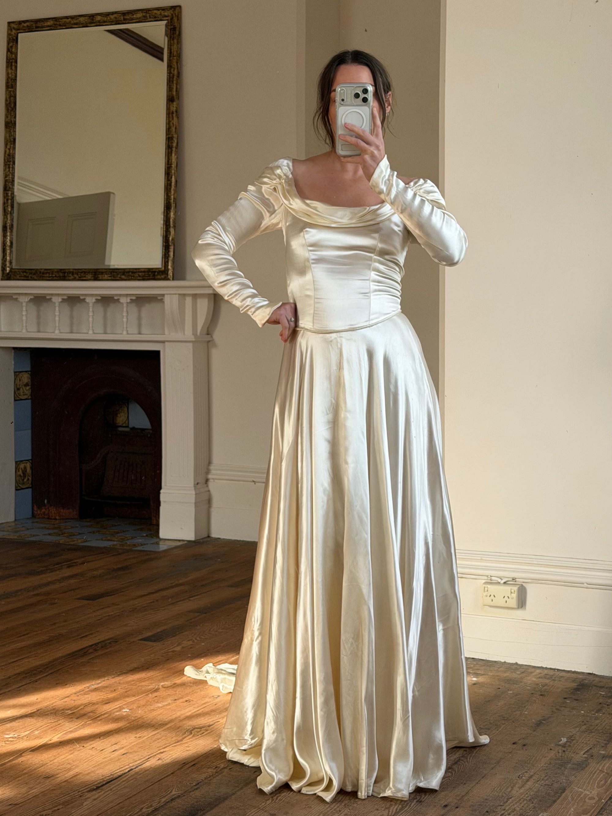 Vintage 40s Liquid Satin Long Sleeve Scoop Neck Wedding Gown