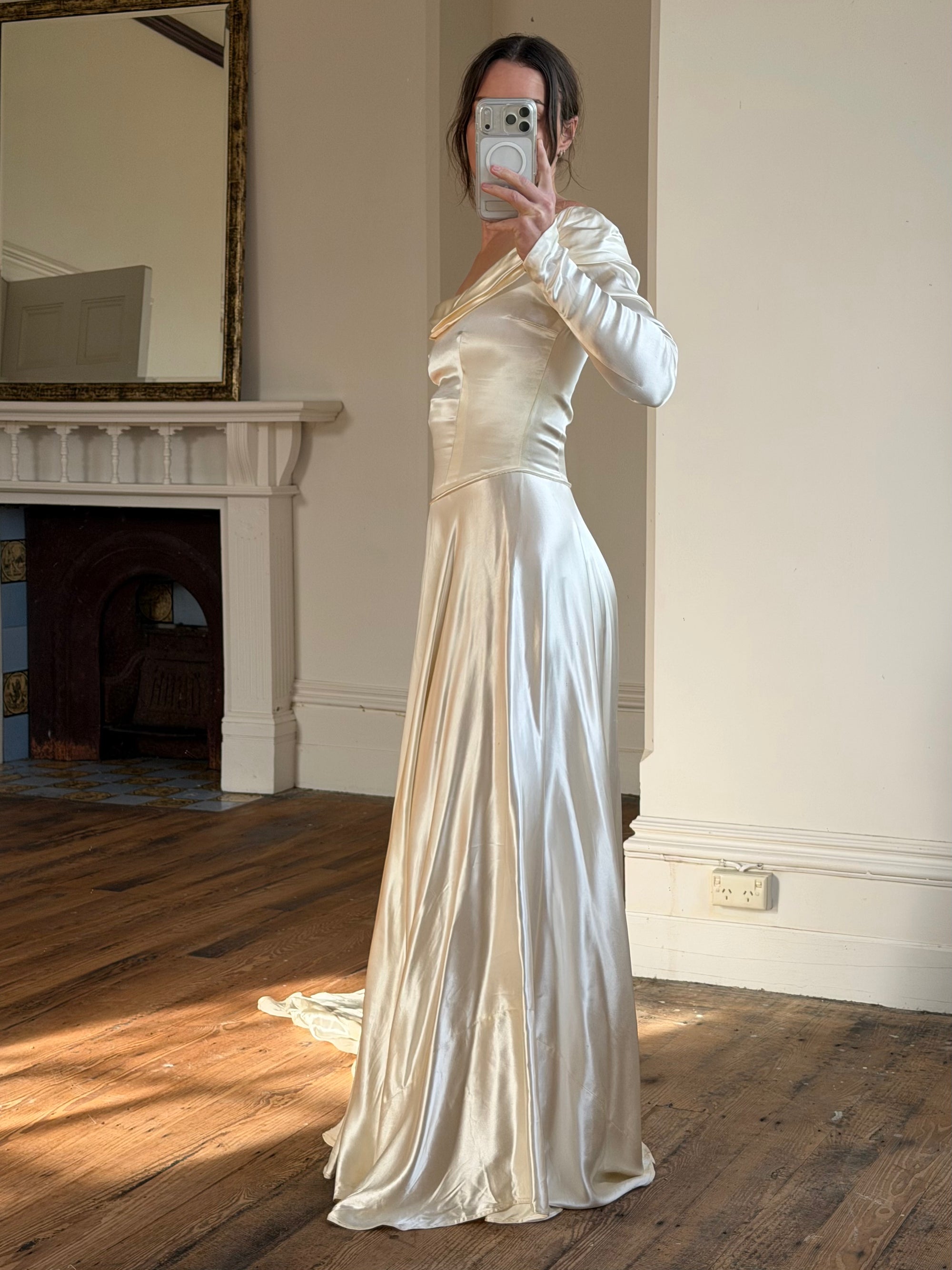 Vintage 40s Liquid Satin Long Sleeve Scoop Neck Wedding Gown