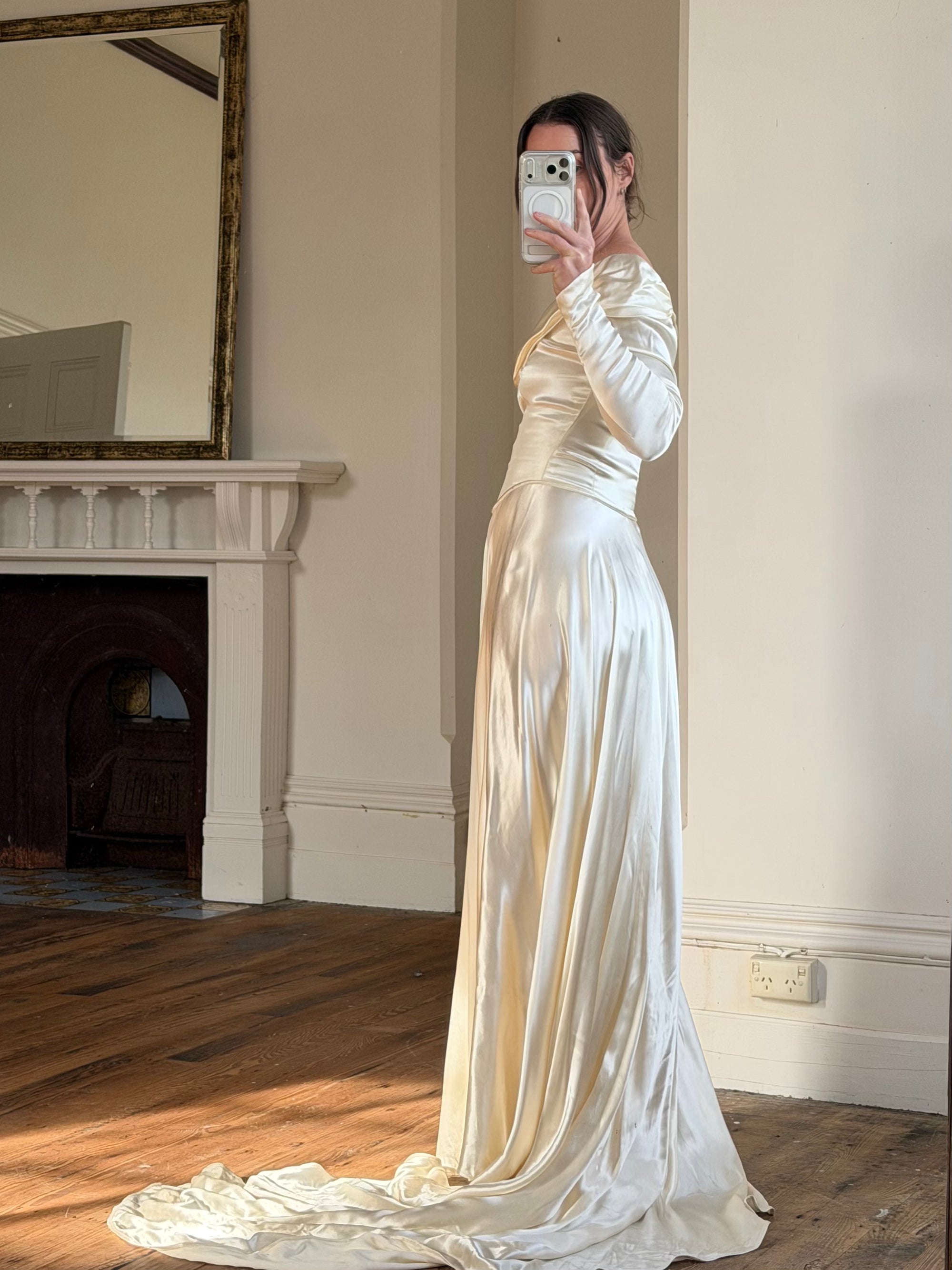 Vintage 40s Liquid Satin Long Sleeve Scoop Neck Wedding Gown