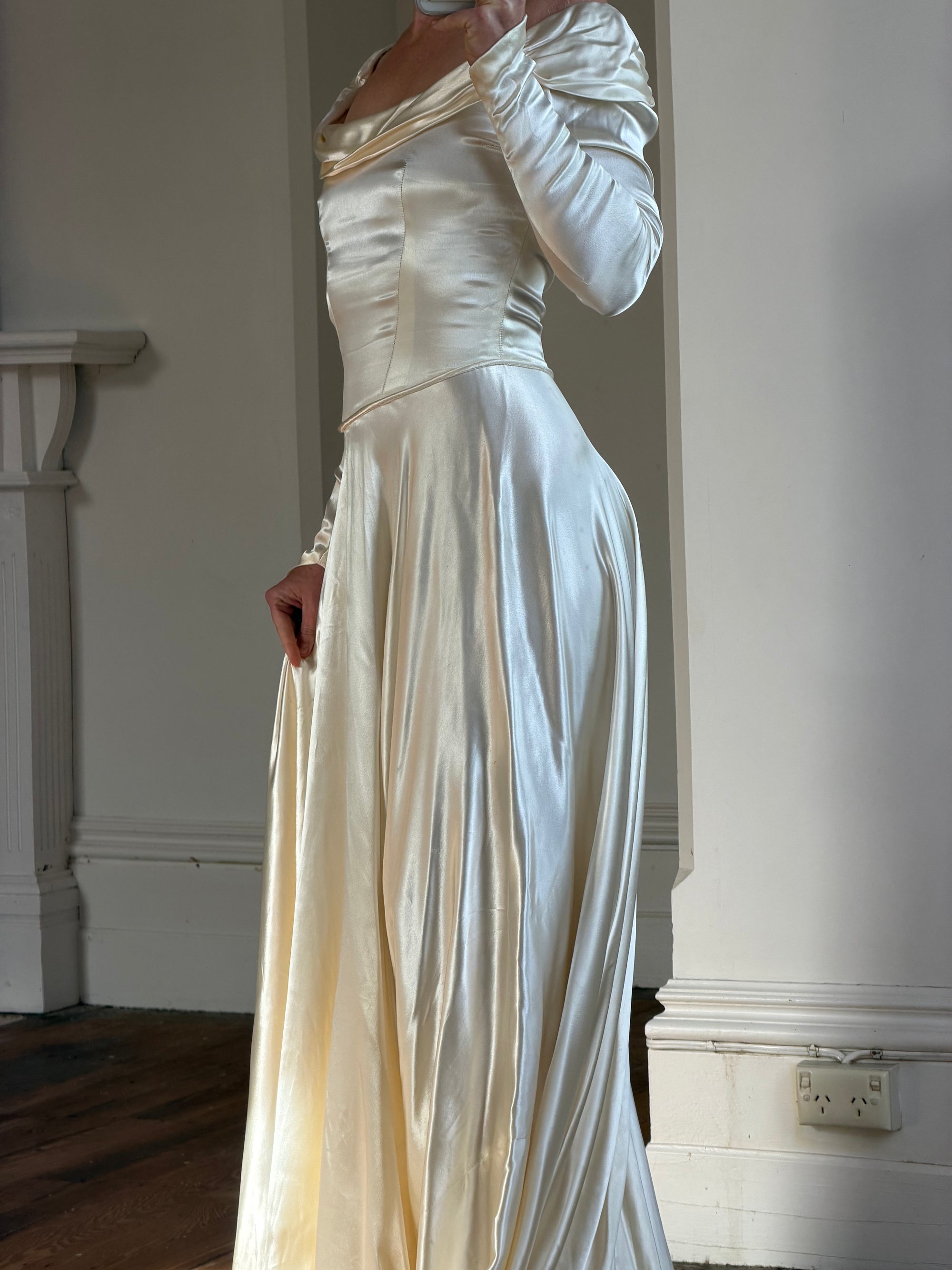 Vintage 40s Liquid Satin Long Sleeve Scoop Neck Wedding Gown