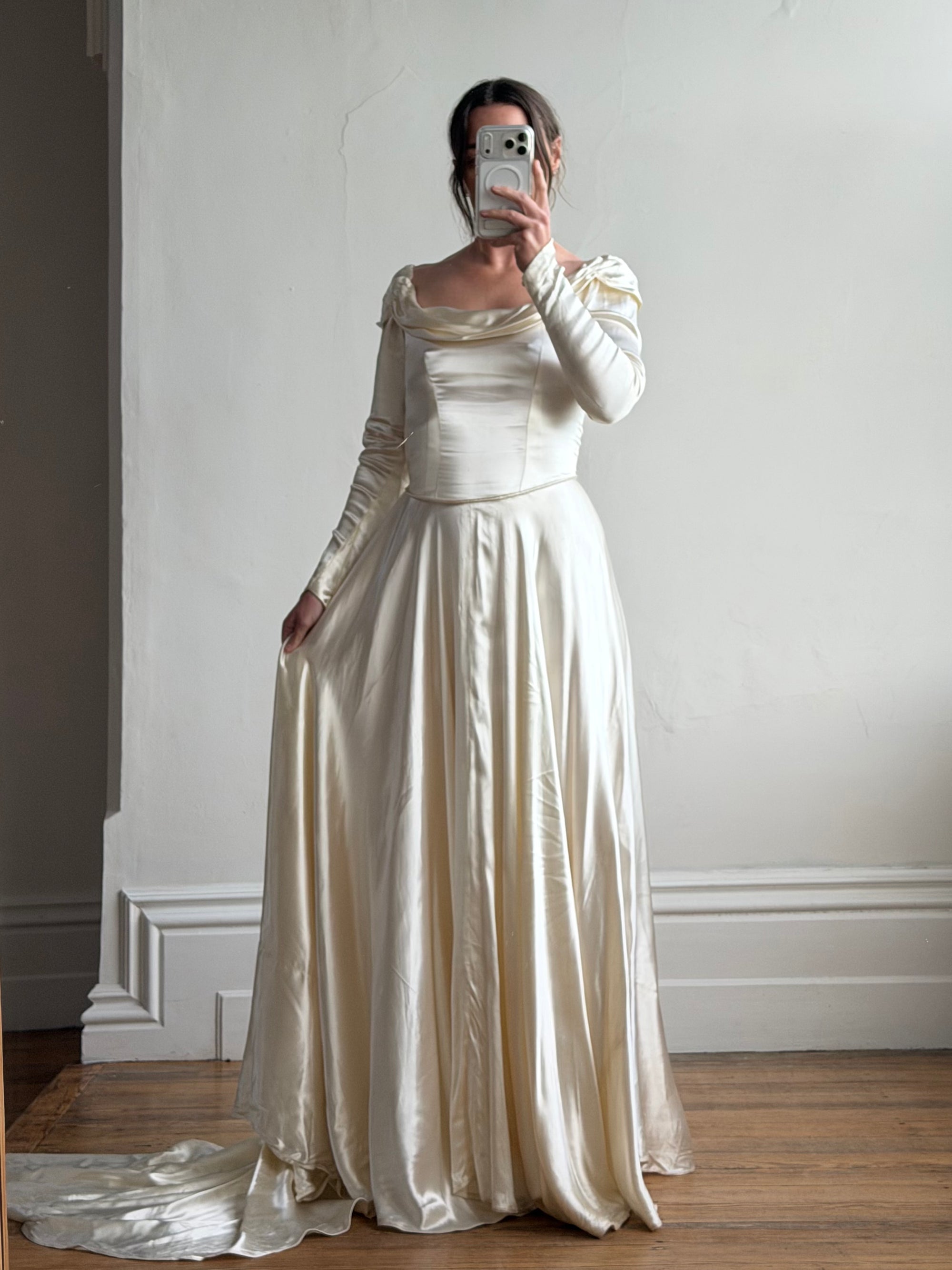 Vintage 40s Liquid Satin Long Sleeve Scoop Neck Wedding Gown