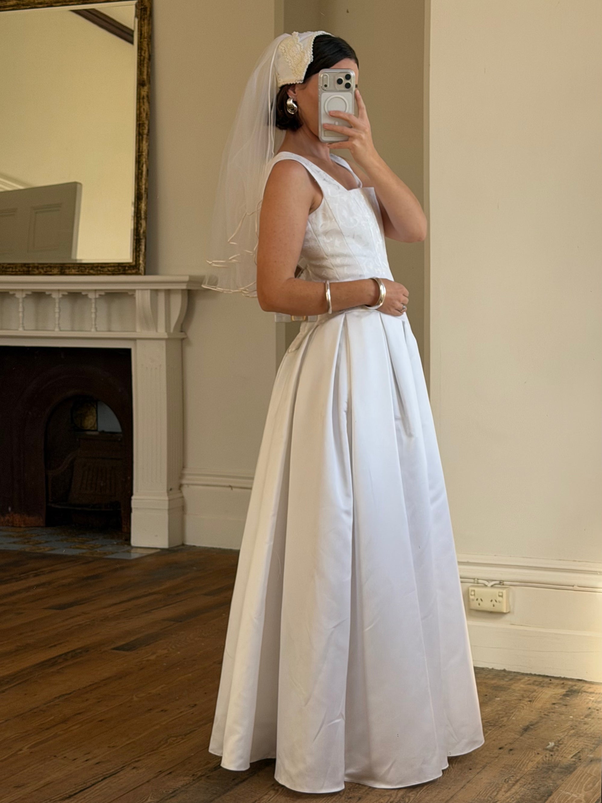 Vintage Bridal Lace Tulle Tiered Cap Veil
