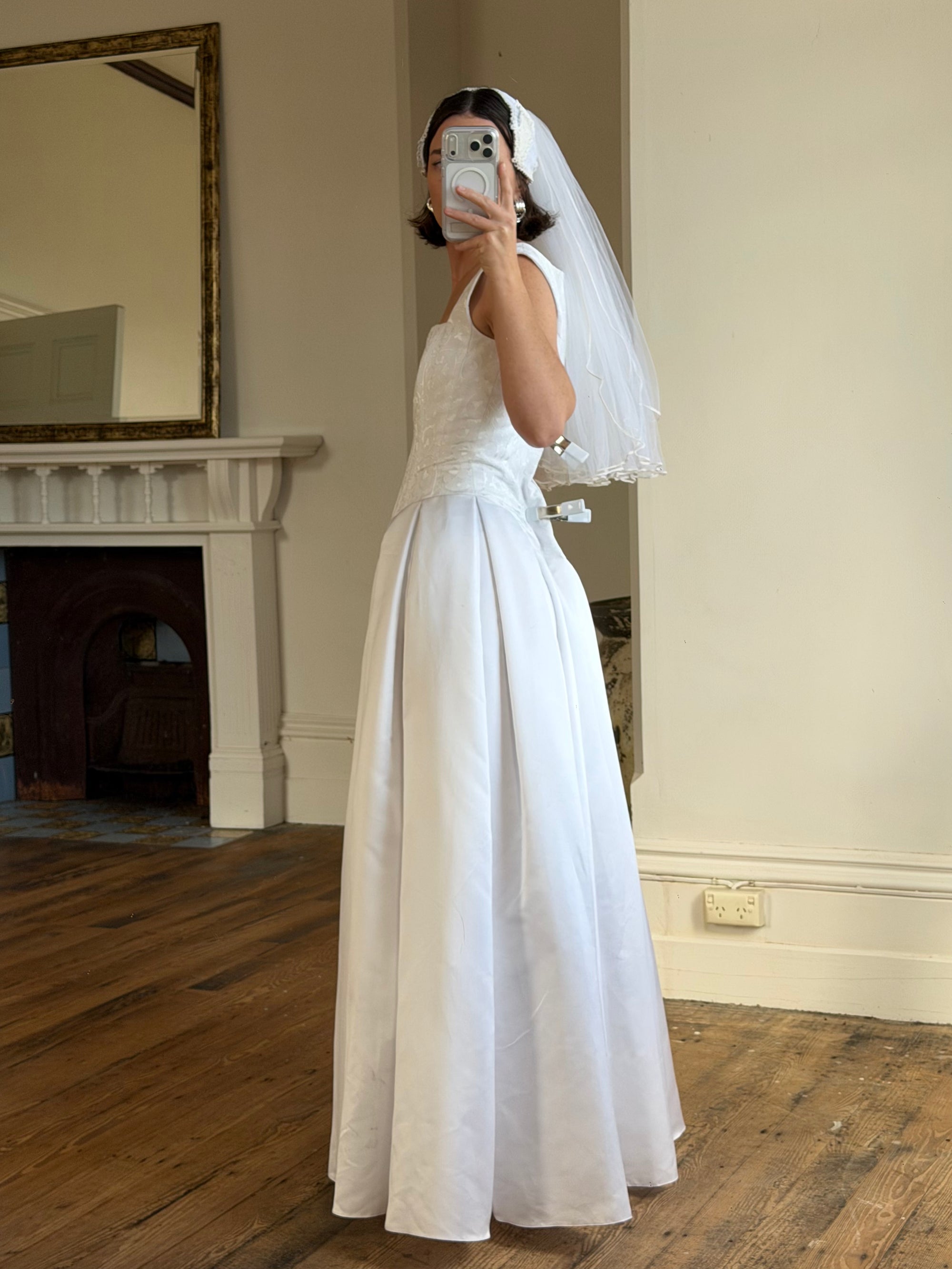 Vintage 90s Boned Jacquard Basque Waist Wedding Dress White