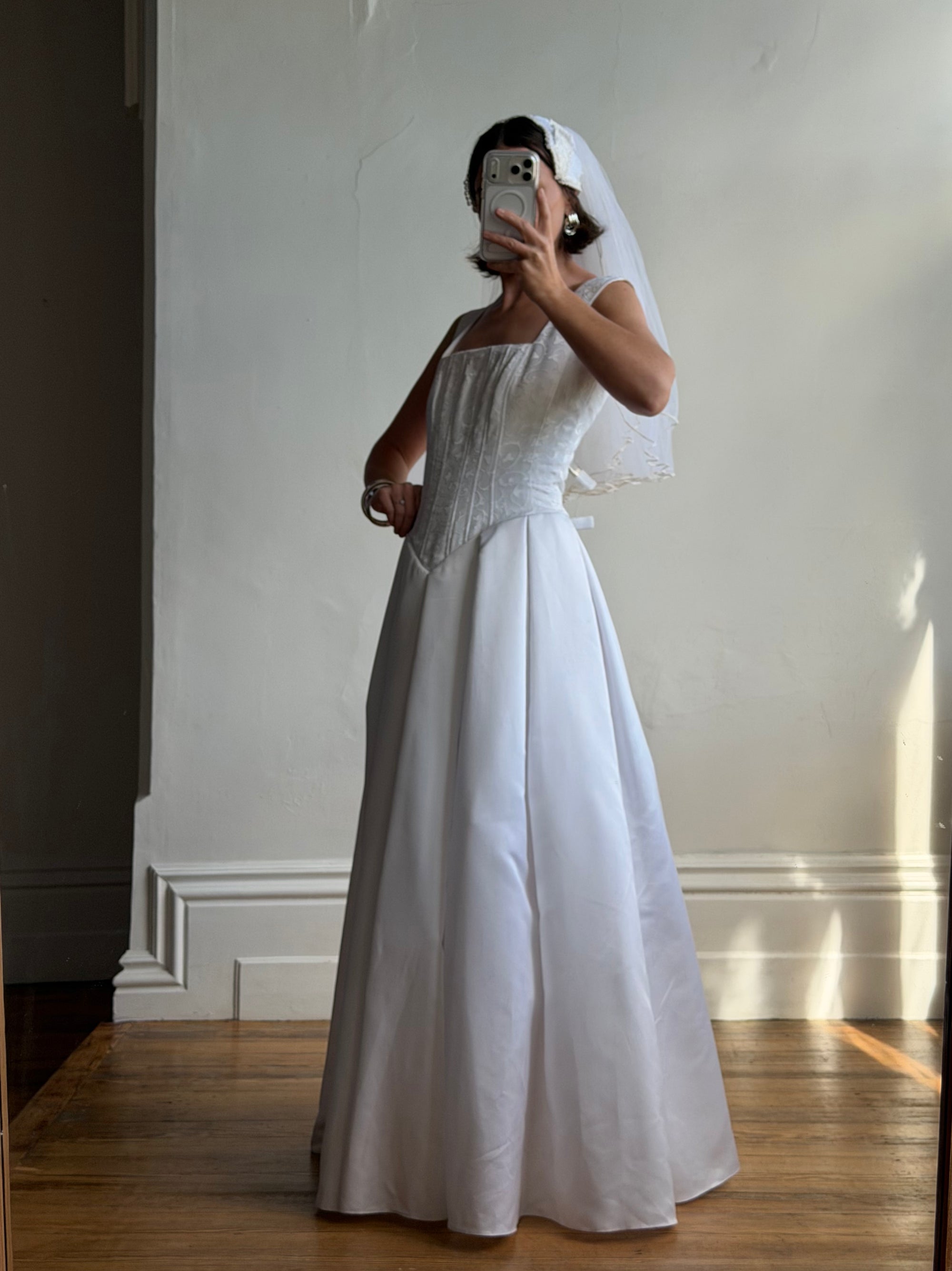 Vintage Bridal Lace Tulle Tiered Cap Veil