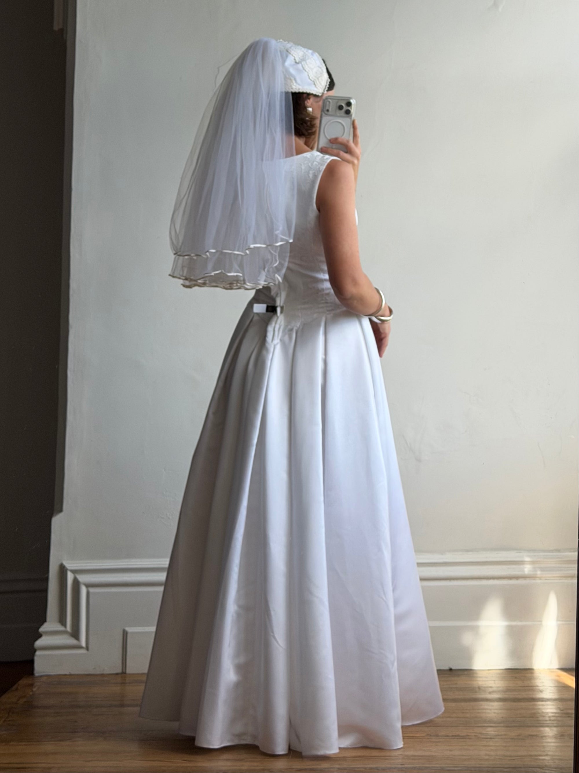 Vintage 90s Boned Jacquard Basque Waist Wedding Dress White