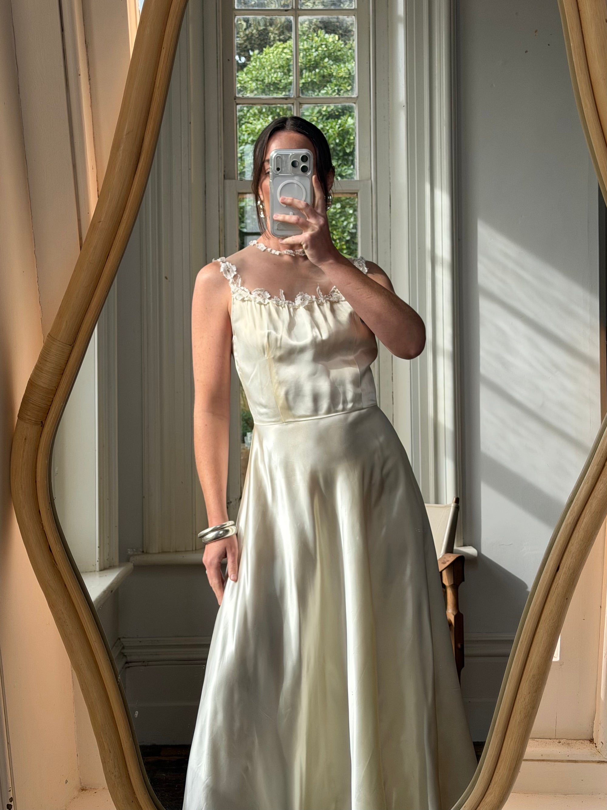 Vintage 40s Liquid Satin Sleeveless Floral Wedding Dress