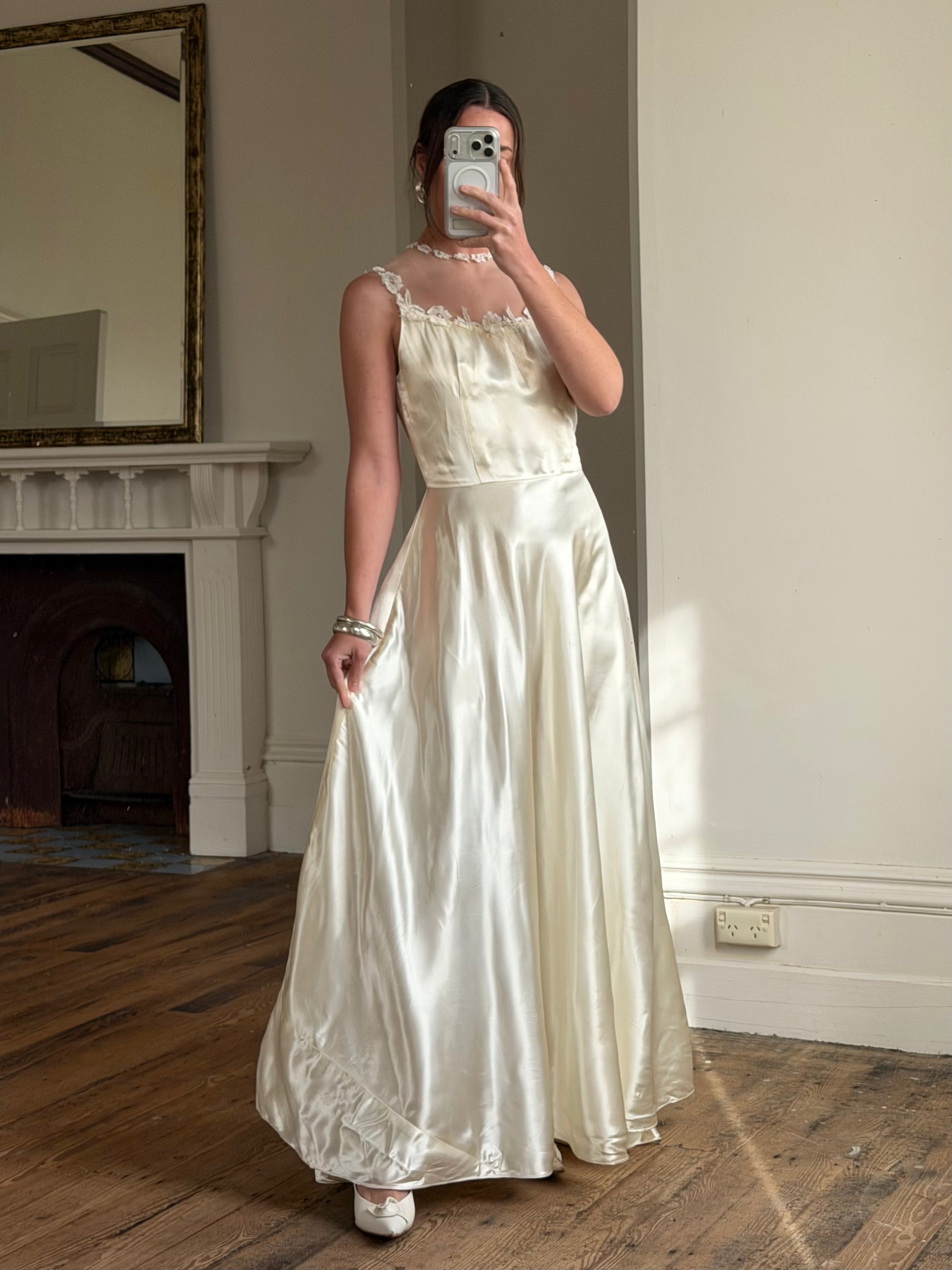 Vintage 40s Liquid Satin Sleeveless Floral Wedding Dress