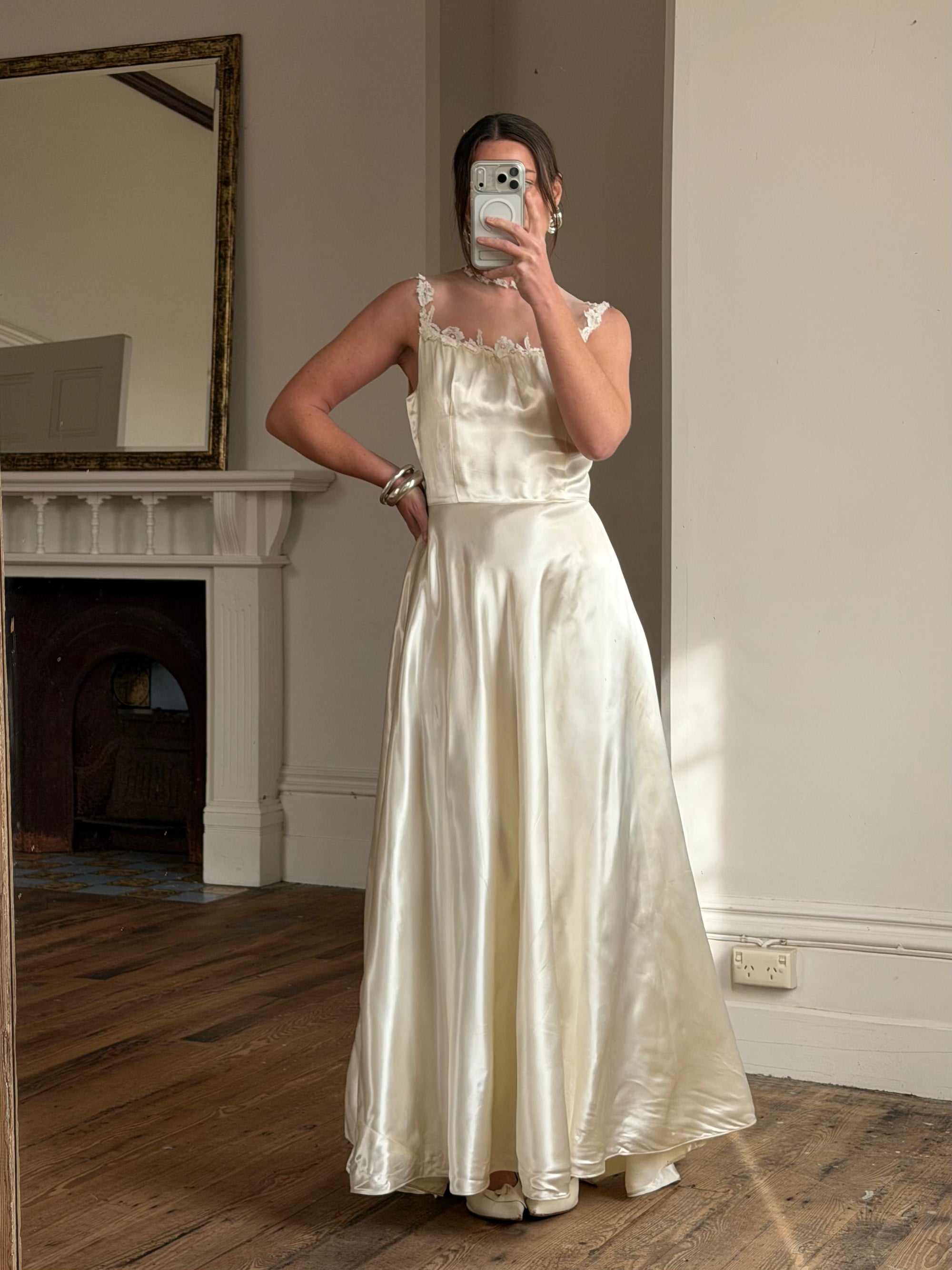 Vintage 40s Liquid Satin Sleeveless Floral Wedding Dress