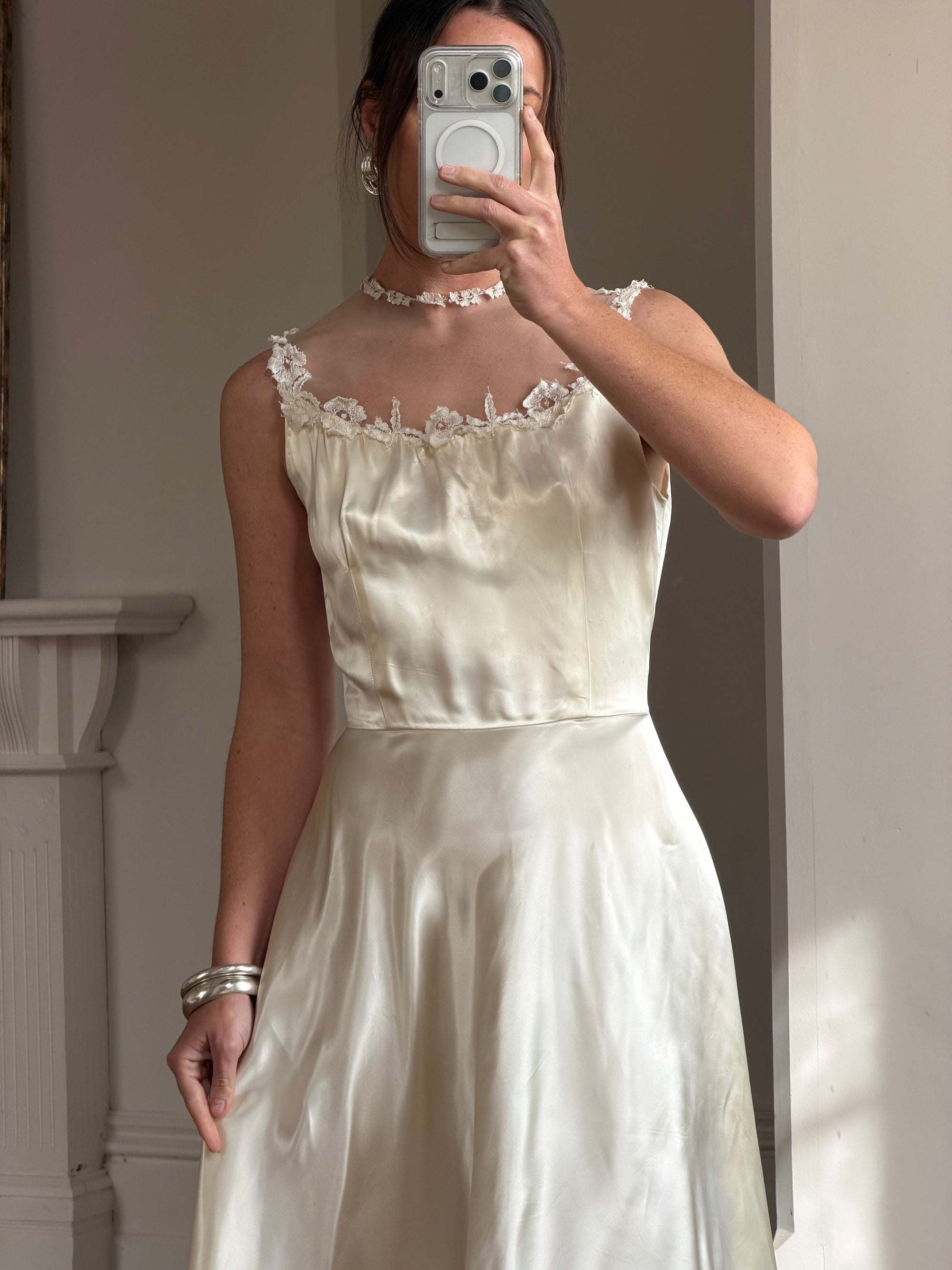 Vintage 40s Liquid Satin Sleeveless Floral Wedding Dress