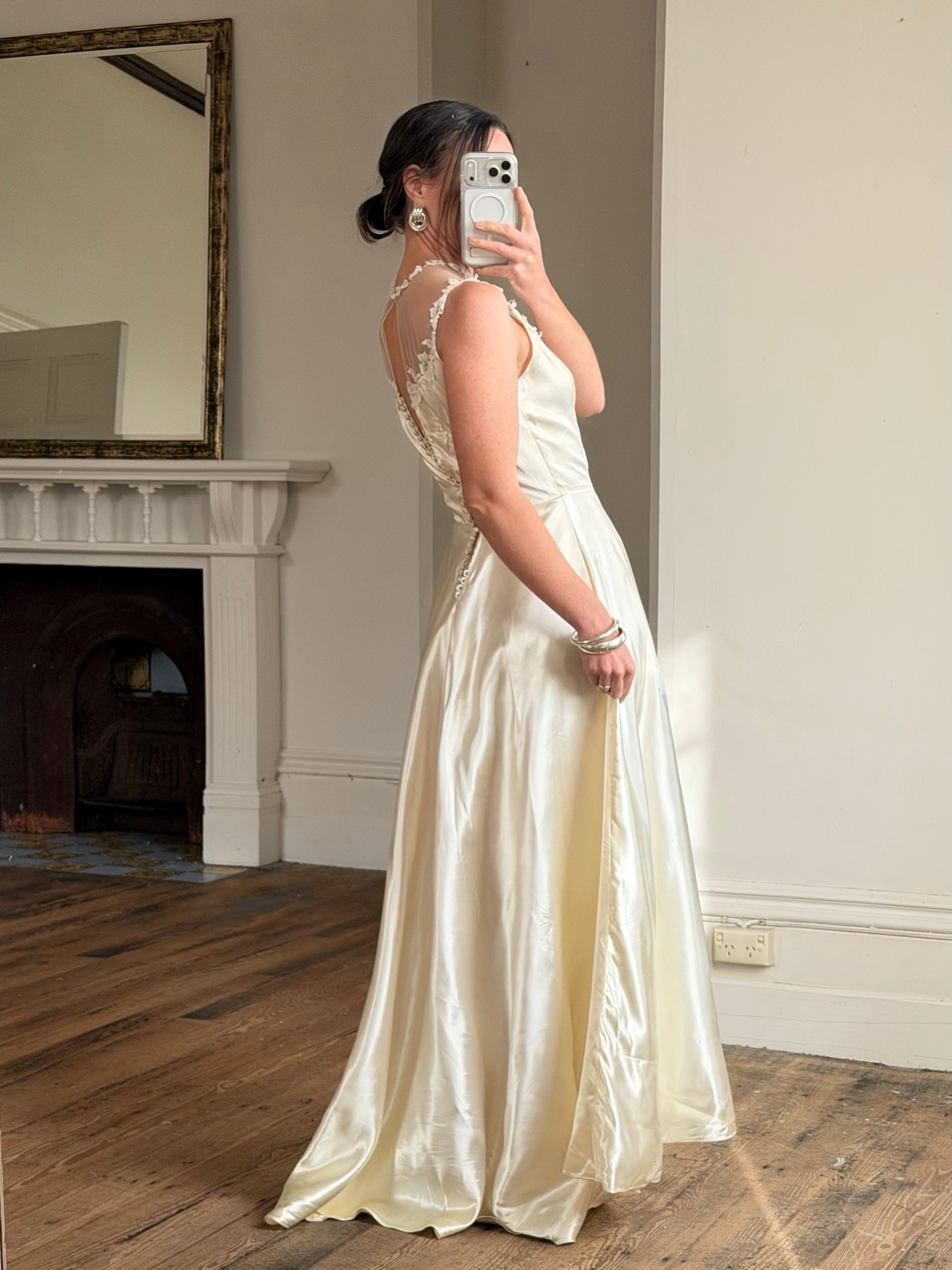 Vintage 40s Liquid Satin Sleeveless Floral Wedding Dress